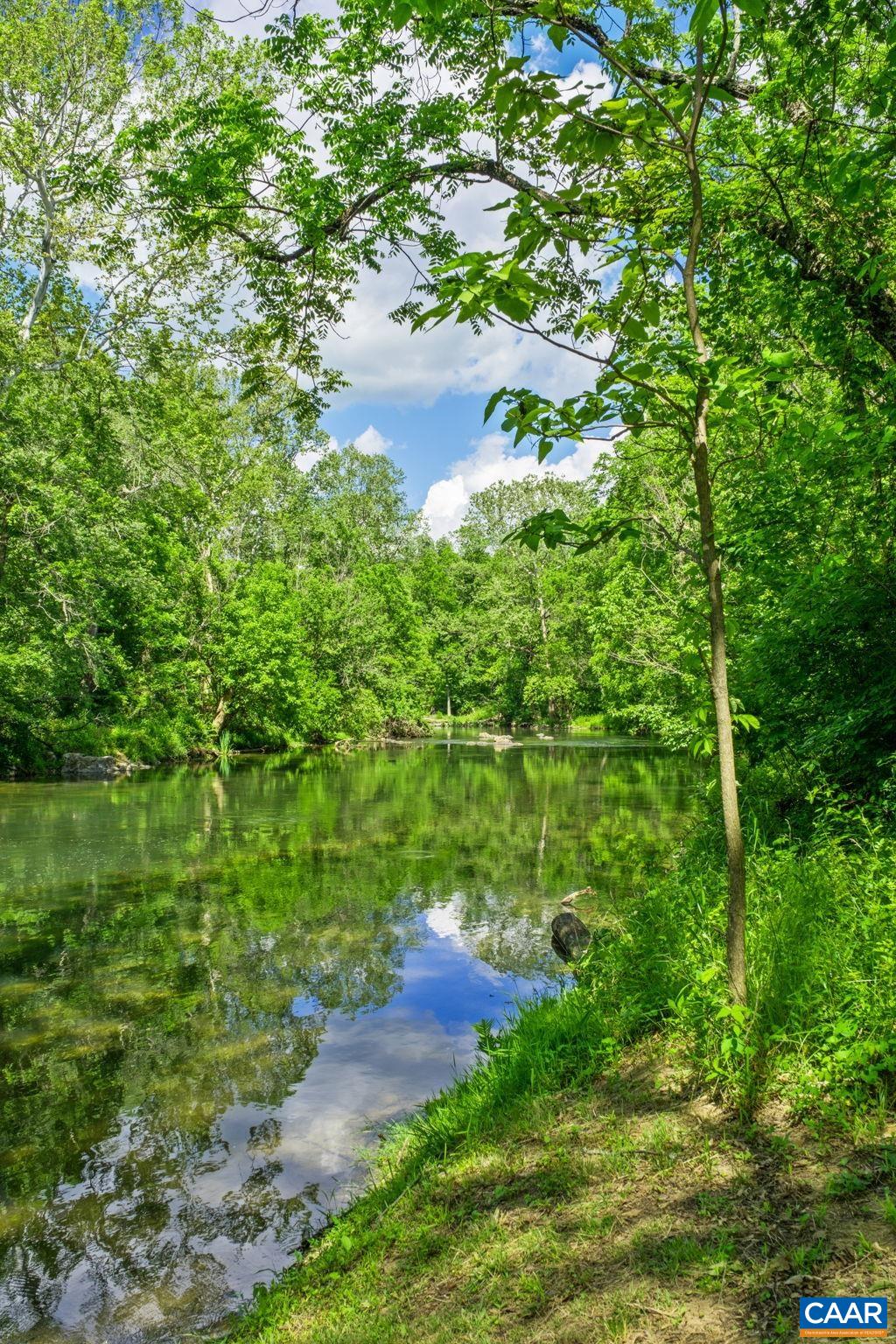 3292 EAST SIDE HWY, GROTTOES, Virginia 24441, 5 Bedrooms Bedrooms, ,2 BathroomsBathrooms,Residential,3292 EAST SIDE HWY,678109 MLS # 678109 3292 EAST SIDE HWY, GROTTOES, Virginia 24441, 5 Bedrooms Bedrooms, ,2 BathroomsBathrooms,Residential,3292 EAST SIDE HWY,678109 MLS # 678109