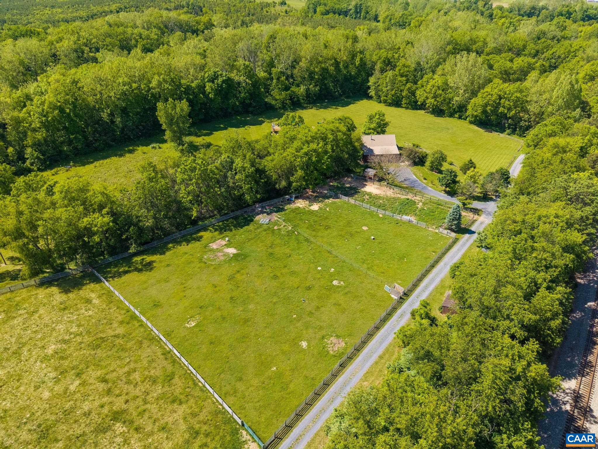 3292 EAST SIDE HWY, GROTTOES, Virginia 24441, 5 Bedrooms Bedrooms, ,2 BathroomsBathrooms,Residential,3292 EAST SIDE HWY,678109 MLS # 678109 3292 EAST SIDE HWY, GROTTOES, Virginia 24441, 5 Bedrooms Bedrooms, ,2 BathroomsBathrooms,Residential,3292 EAST SIDE HWY,678109 MLS # 678109
