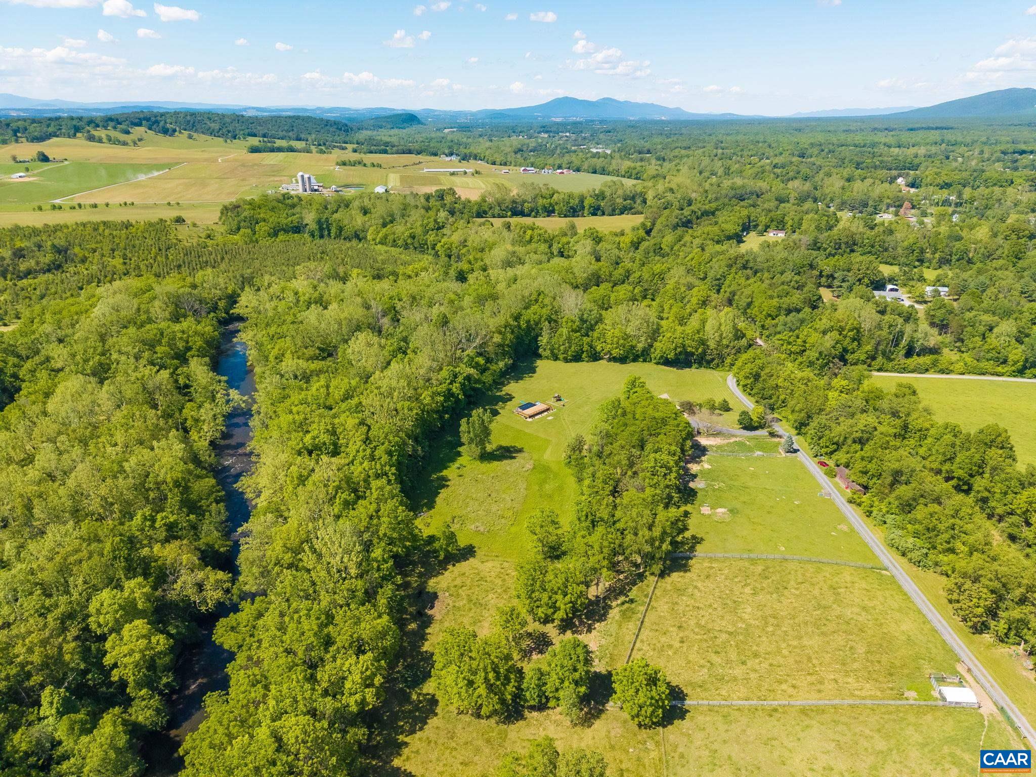 3292 EAST SIDE HWY, GROTTOES, Virginia 24441, 5 Bedrooms Bedrooms, ,2 BathroomsBathrooms,Residential,3292 EAST SIDE HWY,678109 MLS # 678109 3292 EAST SIDE HWY, GROTTOES, Virginia 24441, 5 Bedrooms Bedrooms, ,2 BathroomsBathrooms,Residential,3292 EAST SIDE HWY,678109 MLS # 678109