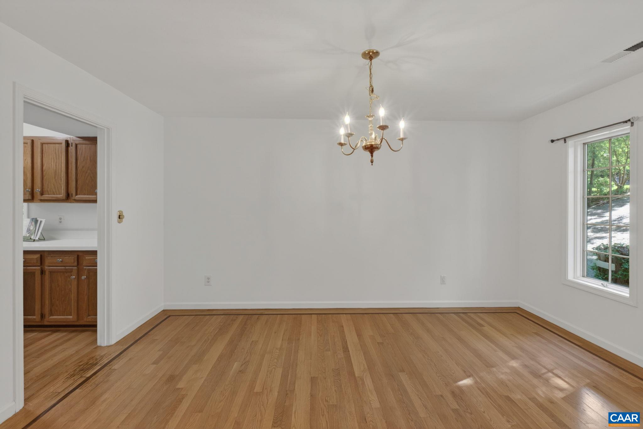 255 HOMESTEAD LN, CHARLOTTESVILLE, Virginia 22902, 3 Bedrooms Bedrooms, ,2 BathroomsBathrooms,Residential,255 HOMESTEAD LN,678110 MLS # 678110