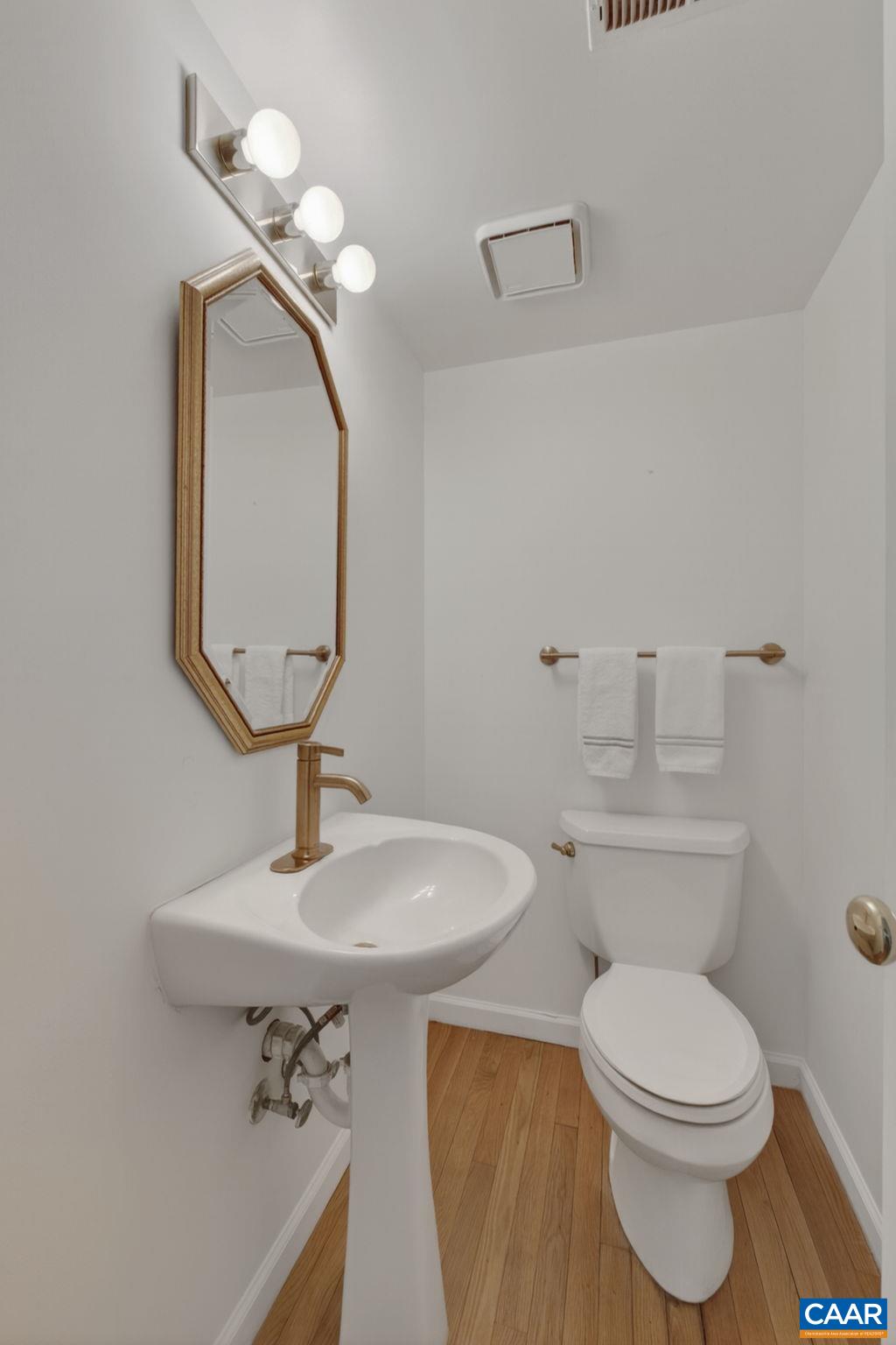255 HOMESTEAD LN, CHARLOTTESVILLE, Virginia 22902, 3 Bedrooms Bedrooms, ,2 BathroomsBathrooms,Residential,255 HOMESTEAD LN,678110 MLS # 678110