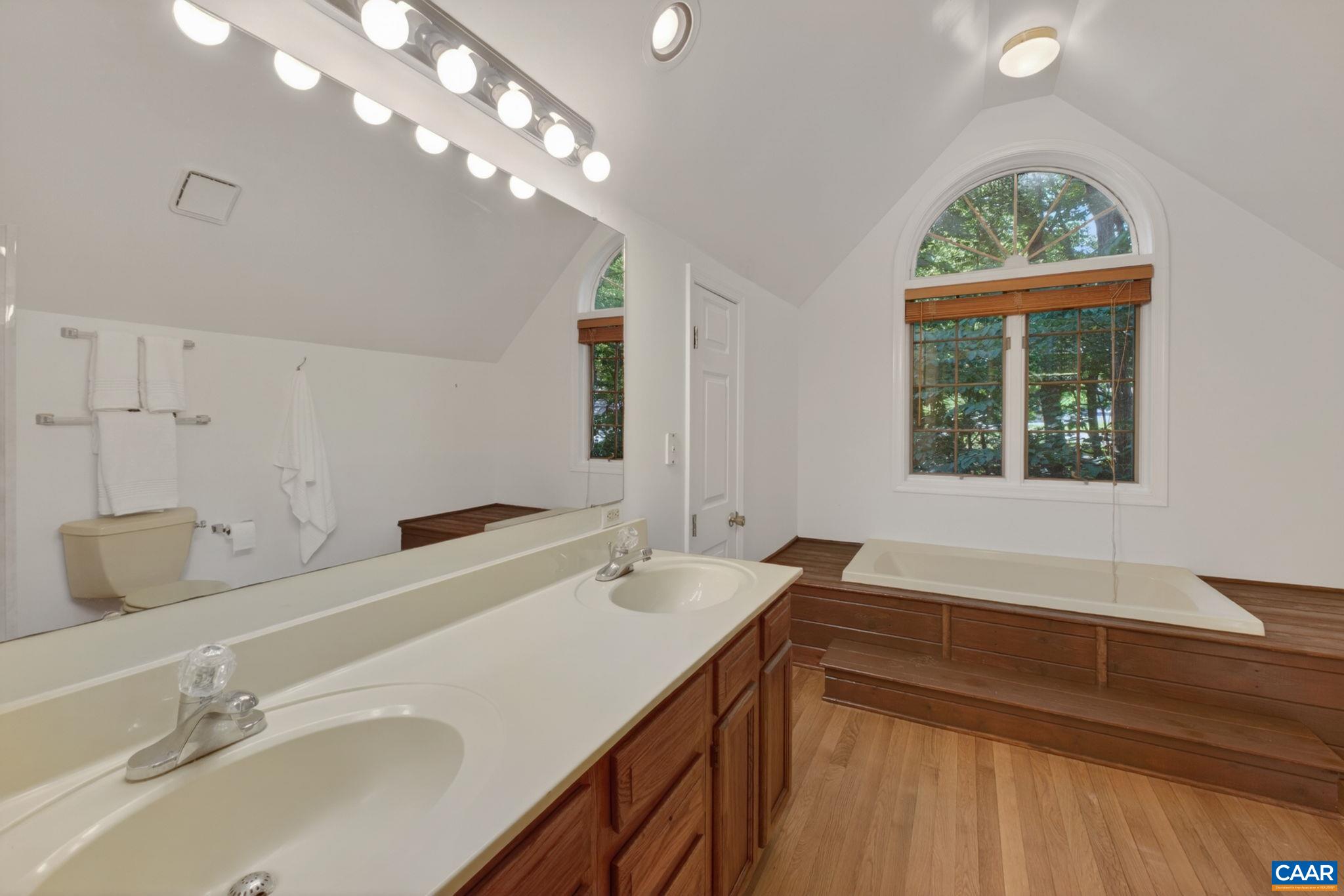 255 HOMESTEAD LN, CHARLOTTESVILLE, Virginia 22902, 3 Bedrooms Bedrooms, ,2 BathroomsBathrooms,Residential,255 HOMESTEAD LN,678110 MLS # 678110
