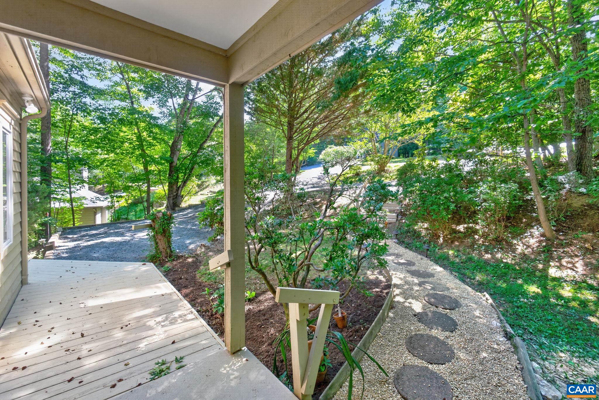 255 HOMESTEAD LN, CHARLOTTESVILLE, Virginia 22902, 3 Bedrooms Bedrooms, ,2 BathroomsBathrooms,Residential,255 HOMESTEAD LN,678110 MLS # 678110