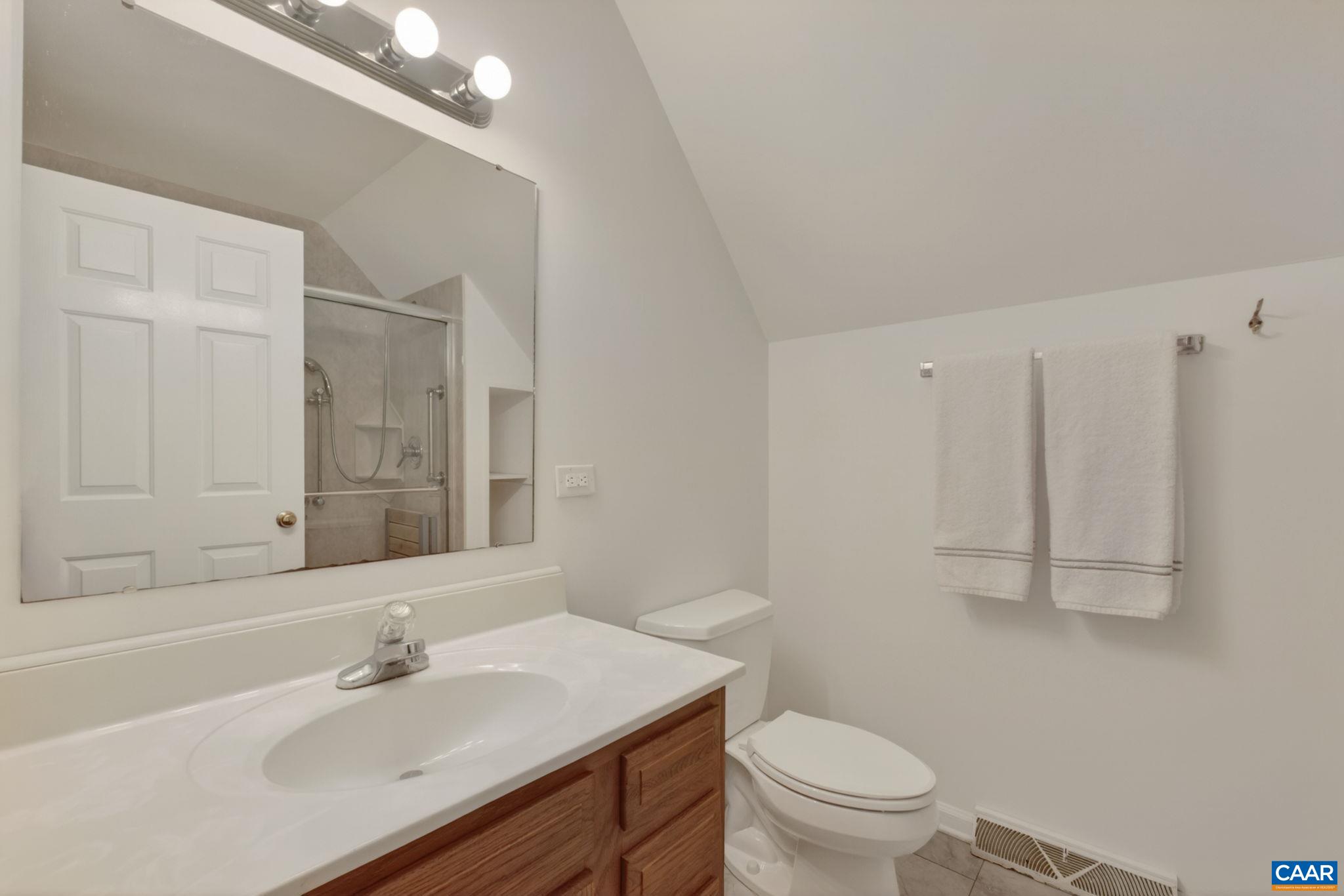 255 HOMESTEAD LN, CHARLOTTESVILLE, Virginia 22902, 3 Bedrooms Bedrooms, ,2 BathroomsBathrooms,Residential,255 HOMESTEAD LN,678110 MLS # 678110
