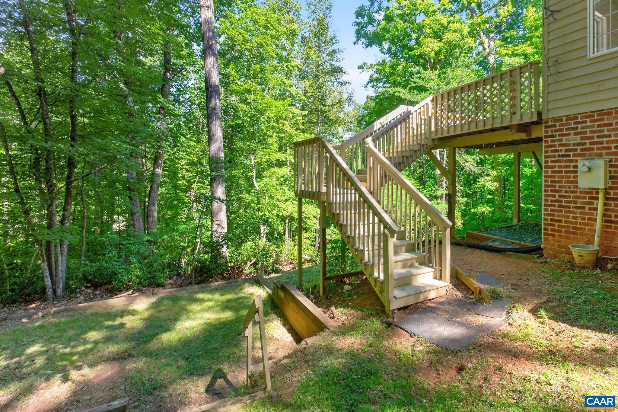 255 HOMESTEAD LN, CHARLOTTESVILLE, Virginia 22902, 3 Bedrooms Bedrooms, ,2 BathroomsBathrooms,Residential,255 HOMESTEAD LN,678110 MLS # 678110
