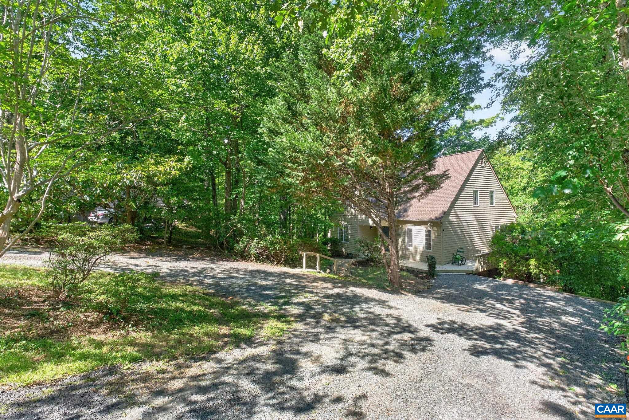 255 HOMESTEAD LN, CHARLOTTESVILLE, Virginia 22902, 3 Bedrooms Bedrooms, ,2 BathroomsBathrooms,Residential,255 HOMESTEAD LN,678110 MLS # 678110