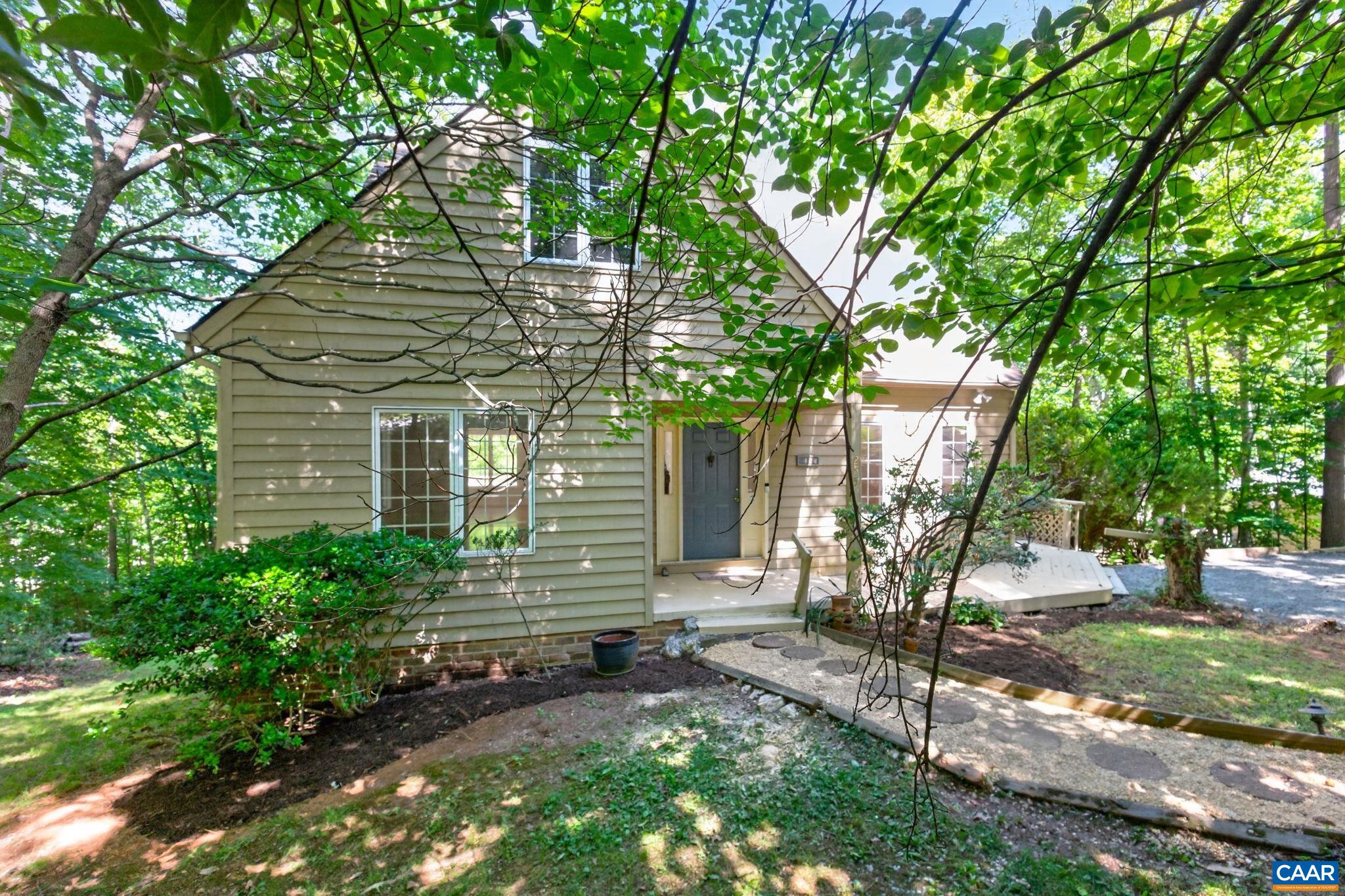 255 HOMESTEAD LN, CHARLOTTESVILLE, Virginia 22902, 3 Bedrooms Bedrooms, ,2 BathroomsBathrooms,Residential,255 HOMESTEAD LN,678110 MLS # 678110