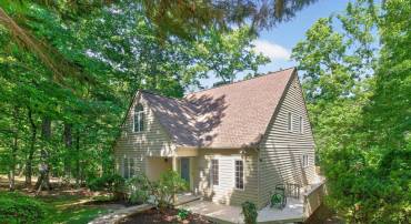 255 HOMESTEAD LN, CHARLOTTESVILLE, Virginia 22902, 3 Bedrooms Bedrooms, ,2 BathroomsBathrooms,Residential,255 HOMESTEAD LN,678110 MLS # 678110