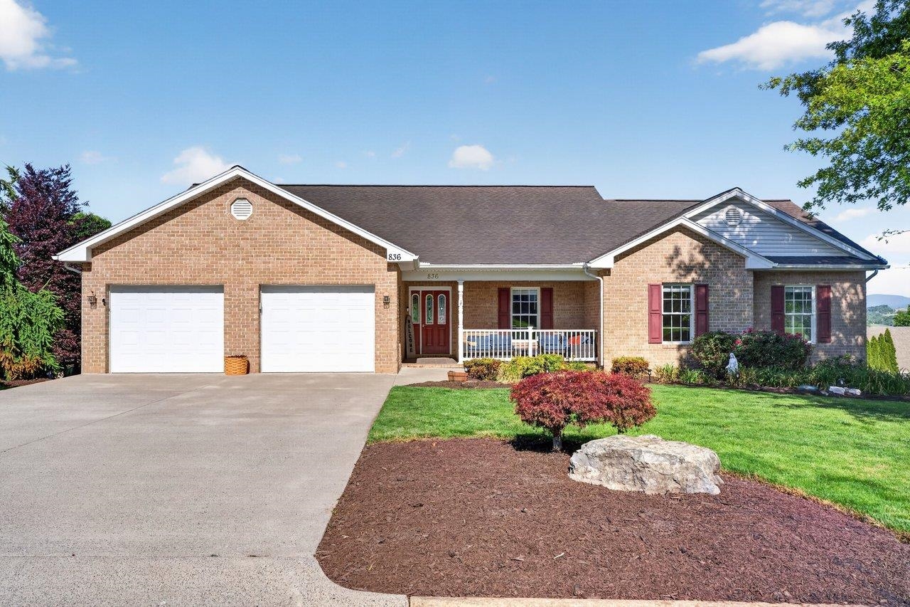 836 WILD CHERRY LN, ROCKINGHAM, Virginia 22801, 4 Bedrooms Bedrooms, ,3 BathroomsBathrooms,Residential,836 WILD CHERRY LN,678115 MLS # 678115