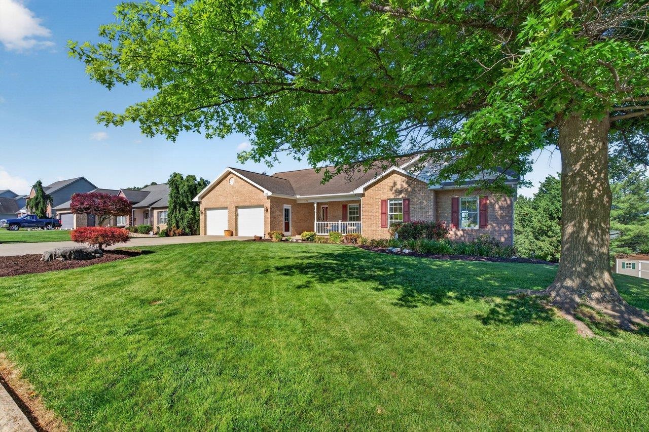 836 WILD CHERRY LN, ROCKINGHAM, Virginia 22801, 4 Bedrooms Bedrooms, ,3 BathroomsBathrooms,Residential,836 WILD CHERRY LN,678115 MLS # 678115