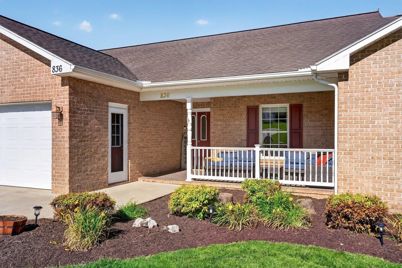 836 WILD CHERRY LN, ROCKINGHAM, Virginia 22801, 4 Bedrooms Bedrooms, ,3 BathroomsBathrooms,Residential,836 WILD CHERRY LN,678115 MLS # 678115