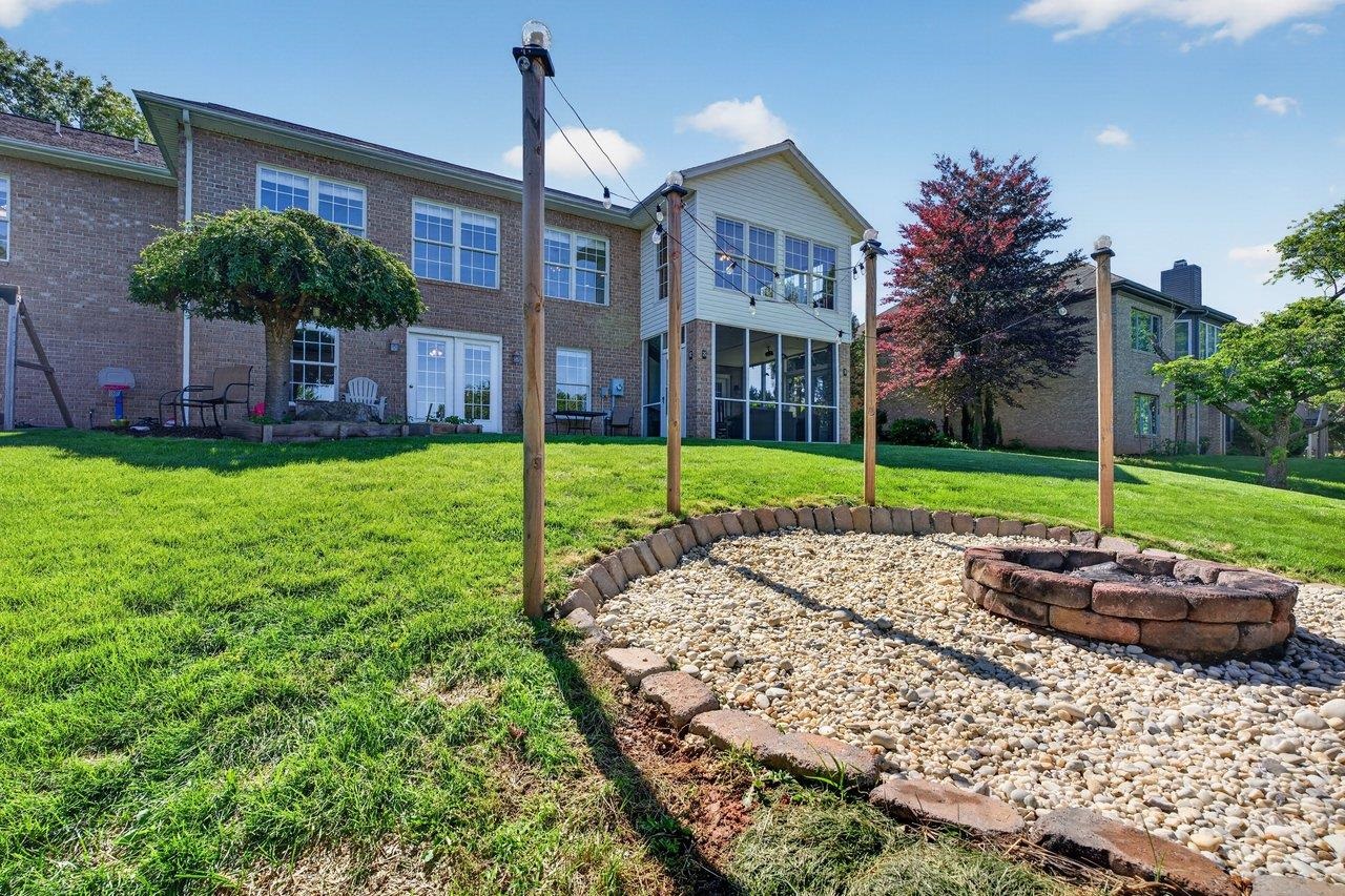 836 WILD CHERRY LN, ROCKINGHAM, Virginia 22801, 4 Bedrooms Bedrooms, ,3 BathroomsBathrooms,Residential,836 WILD CHERRY LN,678115 MLS # 678115