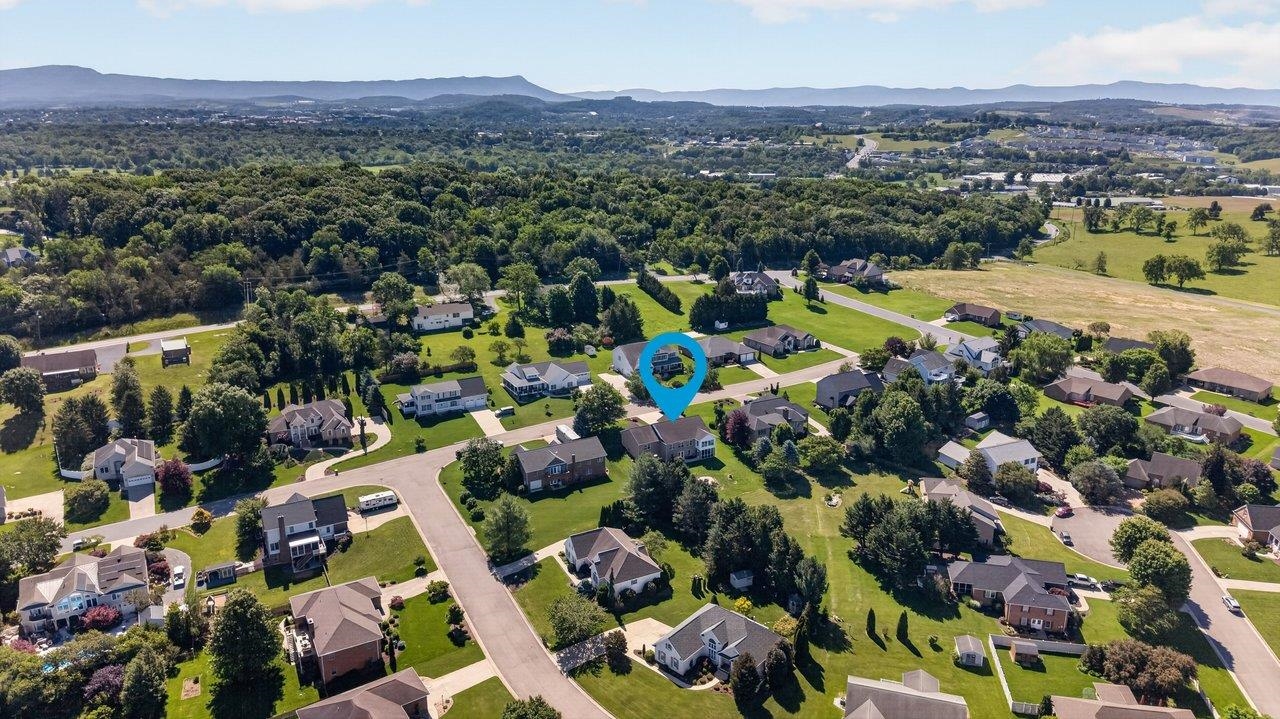 836 WILD CHERRY LN, ROCKINGHAM, Virginia 22801, 4 Bedrooms Bedrooms, ,3 BathroomsBathrooms,Residential,836 WILD CHERRY LN,678115 MLS # 678115