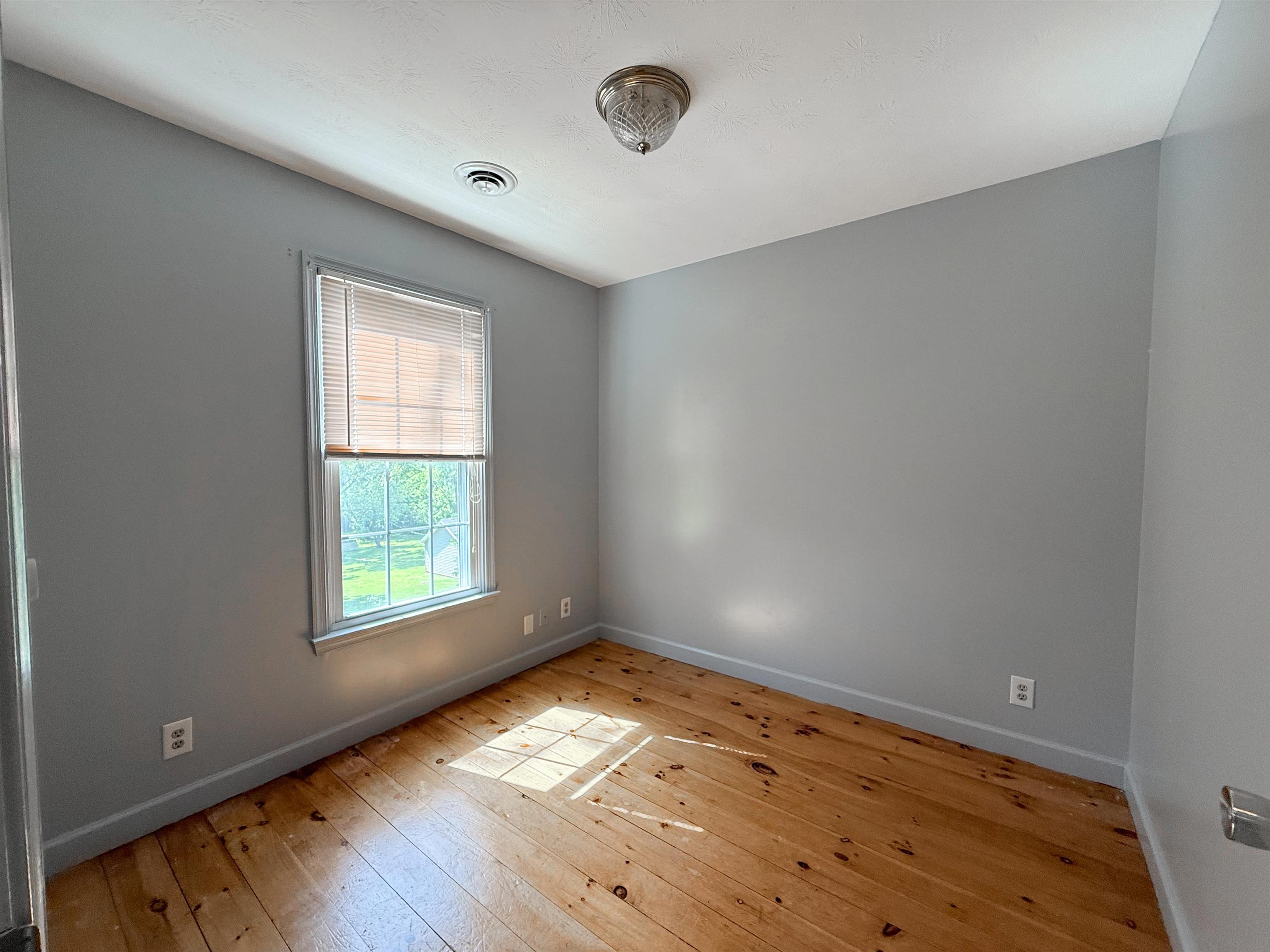110 MONTGOMERY RD, STAUNTON, Virginia 24401, 3 Bedrooms Bedrooms, ,3 BathroomsBathrooms,Residential,110 MONTGOMERY RD,678116 MLS # 678116 110 MONTGOMERY RD, STAUNTON, Virginia 24401, 3 Bedrooms Bedrooms, ,3 BathroomsBathrooms,Residential,110 MONTGOMERY RD,678116 MLS # 678116