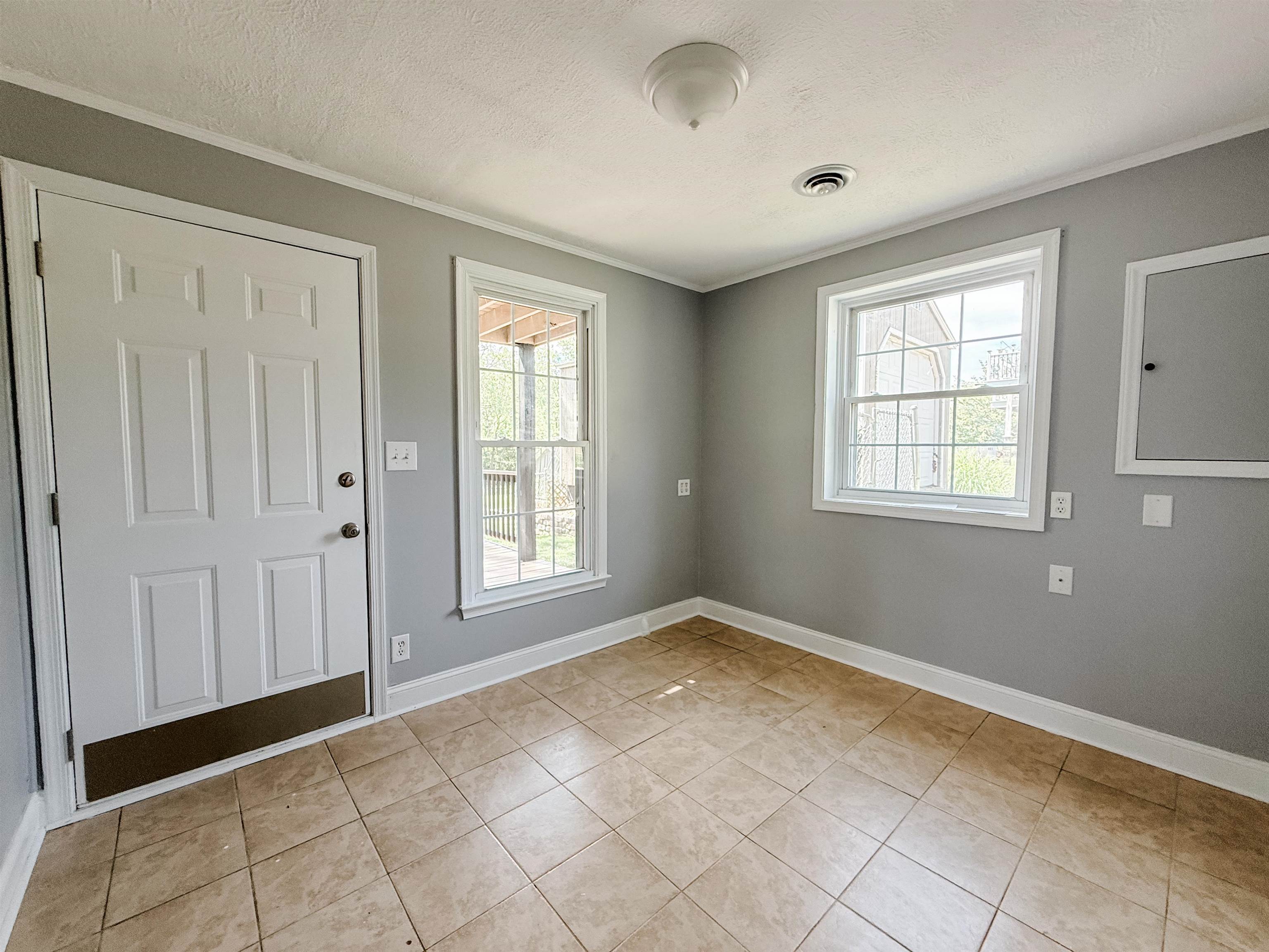 110 MONTGOMERY RD, STAUNTON, Virginia 24401, 3 Bedrooms Bedrooms, ,3 BathroomsBathrooms,Residential,110 MONTGOMERY RD,678116 MLS # 678116 110 MONTGOMERY RD, STAUNTON, Virginia 24401, 3 Bedrooms Bedrooms, ,3 BathroomsBathrooms,Residential,110 MONTGOMERY RD,678116 MLS # 678116