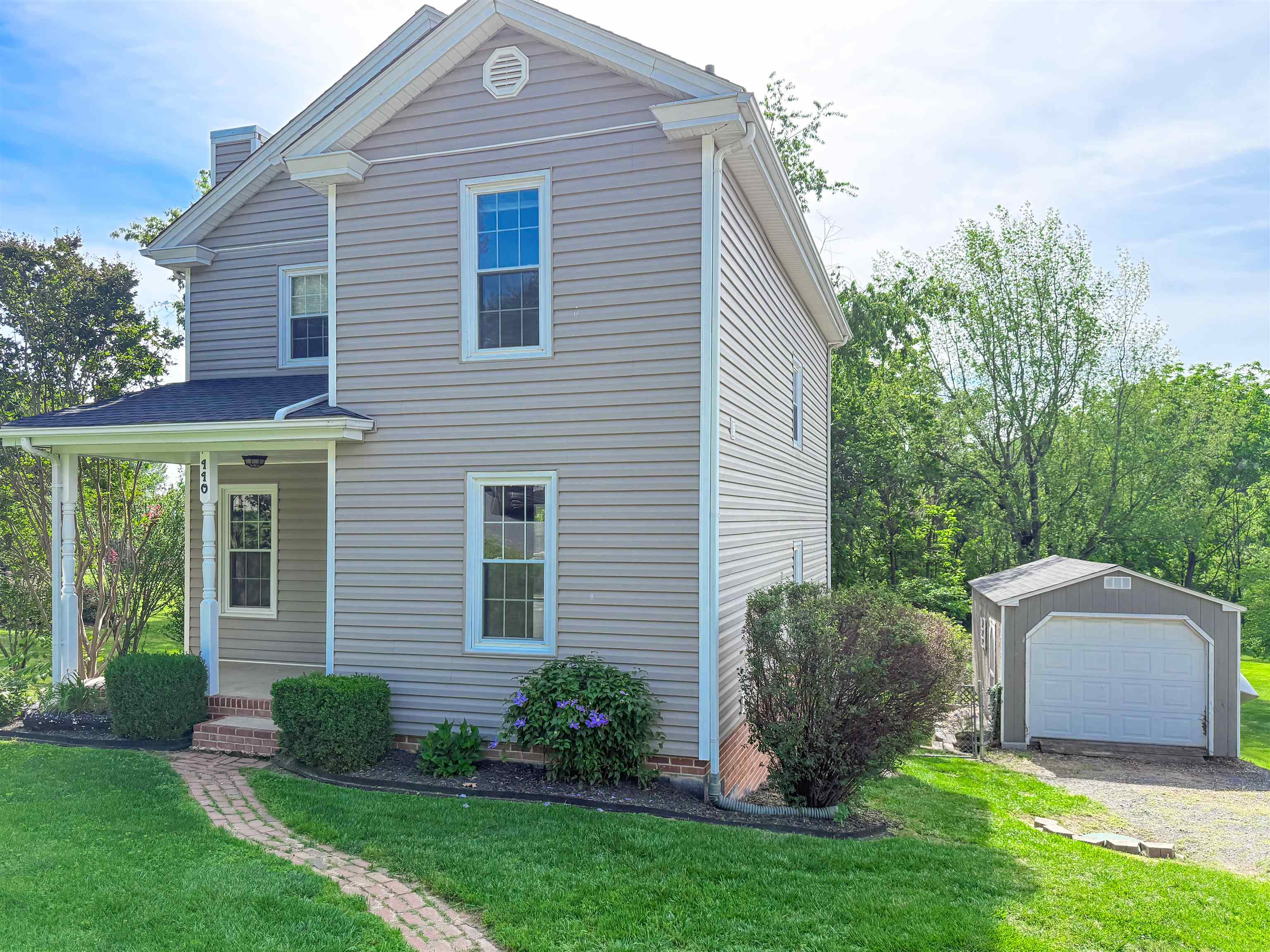 110 MONTGOMERY RD, STAUNTON, Virginia 24401, 3 Bedrooms Bedrooms, ,3 BathroomsBathrooms,Residential,110 MONTGOMERY RD,678116 MLS # 678116 110 MONTGOMERY RD, STAUNTON, Virginia 24401, 3 Bedrooms Bedrooms, ,3 BathroomsBathrooms,Residential,110 MONTGOMERY RD,678116 MLS # 678116