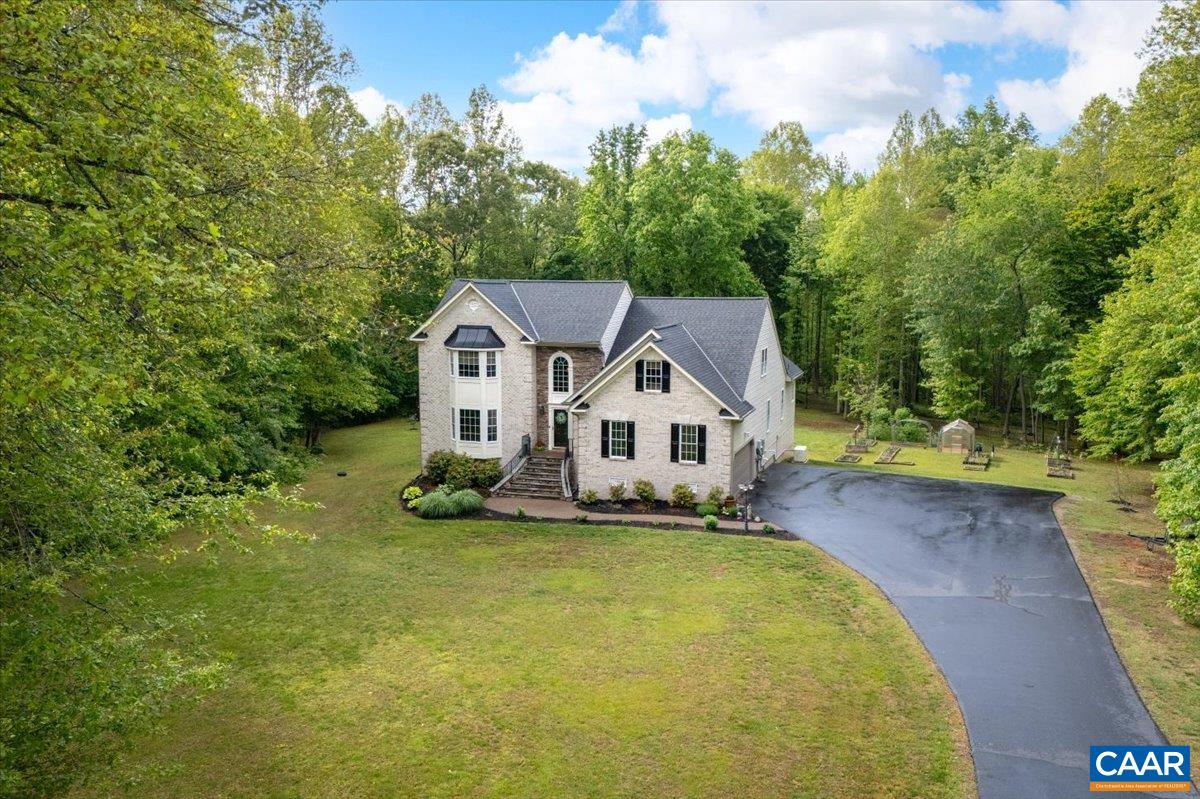 4973 DOUBLE EAGLE DR, LOUISA, Virginia 23093, 4 Bedrooms Bedrooms, ,4 BathroomsBathrooms,Residential,4973 DOUBLE EAGLE DR,678119 MLS # 678119 4973 DOUBLE EAGLE DR, LOUISA, Virginia 23093, 4 Bedrooms Bedrooms, ,4 BathroomsBathrooms,Residential,4973 DOUBLE EAGLE DR,678119 MLS # 678119