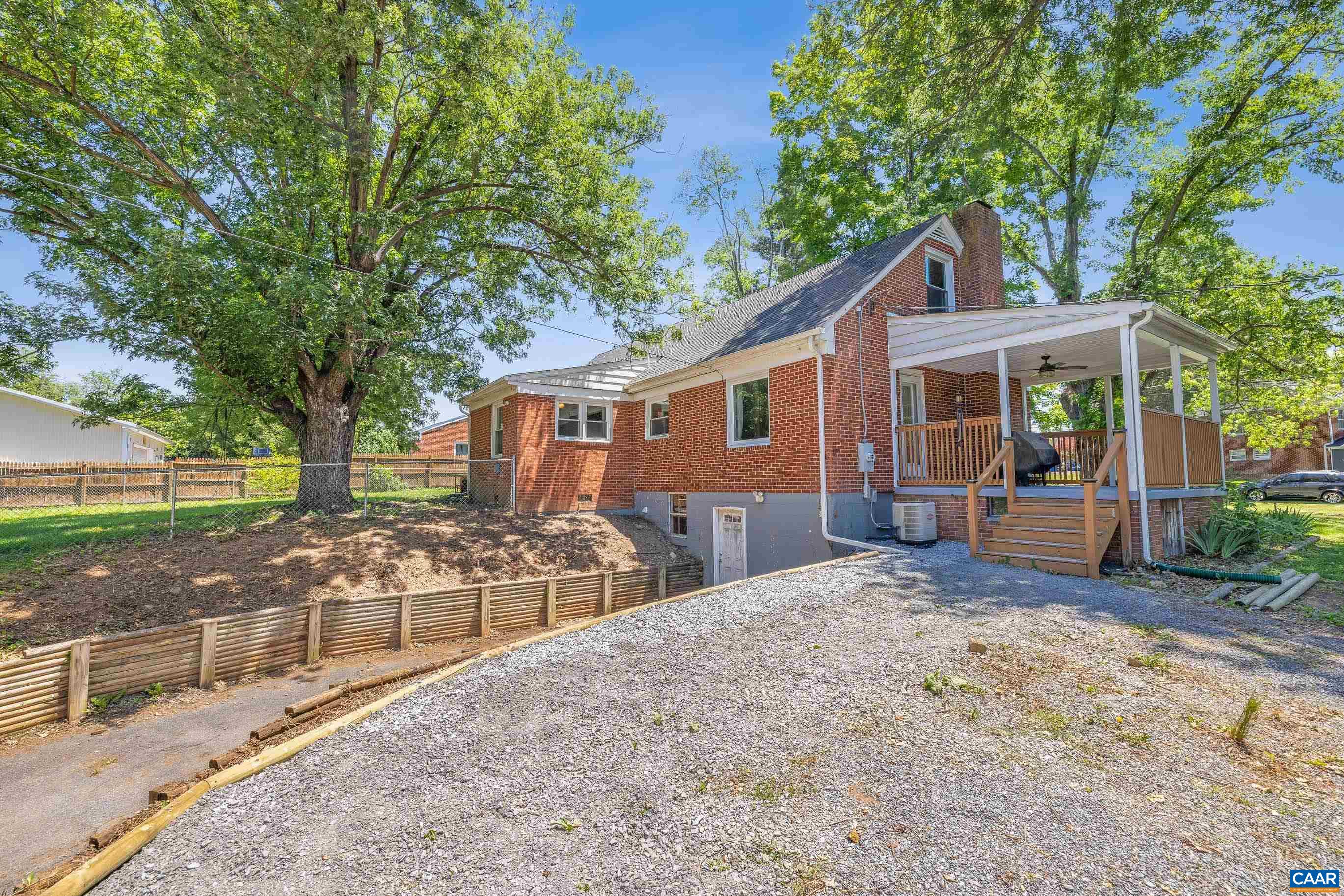 1317 RIDGE CIR, WAYNESBORO, Virginia 22980, 3 Bedrooms Bedrooms, ,1 BathroomBathrooms,Residential,1317 RIDGE CIR,678120 MLS # 678120 1317 RIDGE CIR, WAYNESBORO, Virginia 22980, 3 Bedrooms Bedrooms, ,1 BathroomBathrooms,Residential,1317 RIDGE CIR,678120 MLS # 678120