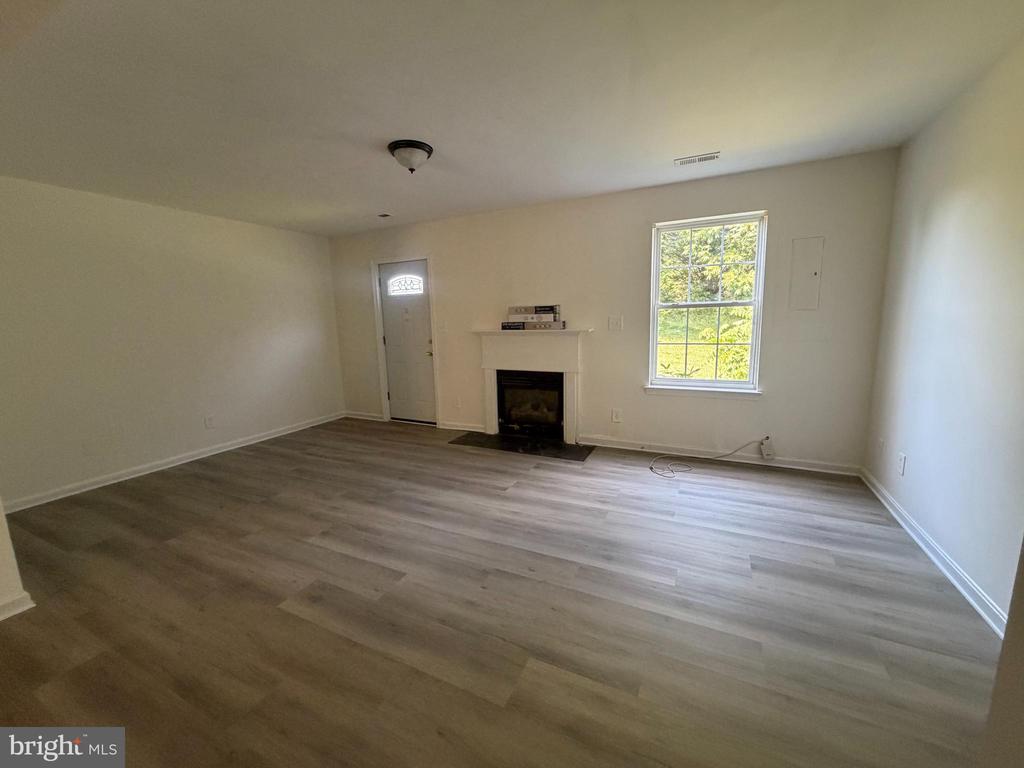 7119 WYTHEVILLE CIR, FREDERICKSBURG, Virginia 22407, 3 Bedrooms Bedrooms, ,2 BathroomsBathrooms,Residential,7119 WYTHEVILLE CIR,VASP2042082 MLS # VASP2042082 7119 WYTHEVILLE CIR, FREDERICKSBURG, Virginia 22407, 3 Bedrooms Bedrooms, ,2 BathroomsBathrooms,Residential,7119 WYTHEVILLE CIR,VASP2042082 MLS # VASP2042082