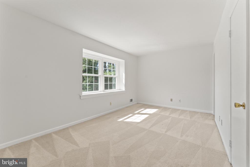 4503 GARFIELD CT, FREDERICKSBURG, Virginia 22408, 3 Bedrooms Bedrooms, ,2 BathroomsBathrooms,Residential,BERKELEY VILLAGE,4503 GARFIELD CT,VASP2042456 MLS # VASP2042456