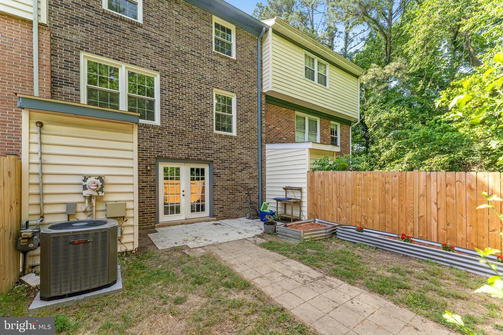 4503 GARFIELD CT, FREDERICKSBURG, Virginia 22408, 3 Bedrooms Bedrooms, ,2 BathroomsBathrooms,Residential,BERKELEY VILLAGE,4503 GARFIELD CT,VASP2042456 MLS # VASP2042456