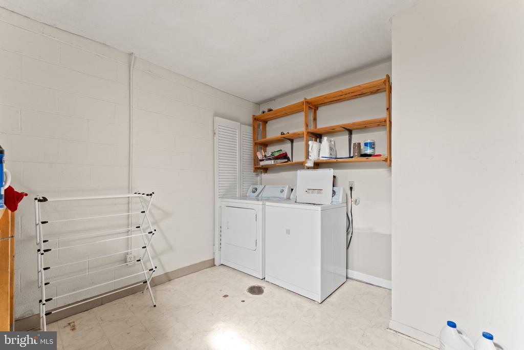 4503 GARFIELD CT, FREDERICKSBURG, Virginia 22408, 3 Bedrooms Bedrooms, ,2 BathroomsBathrooms,Residential,BERKELEY VILLAGE,4503 GARFIELD CT,VASP2042456 MLS # VASP2042456