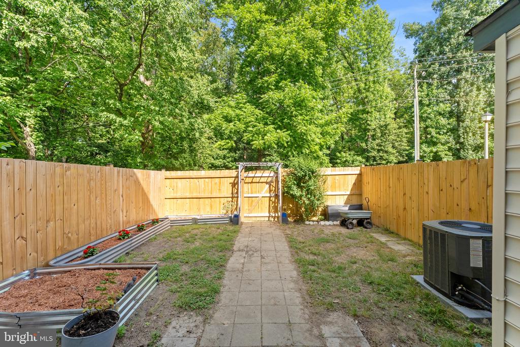 4503 GARFIELD CT, FREDERICKSBURG, Virginia 22408, 3 Bedrooms Bedrooms, ,2 BathroomsBathrooms,Residential,BERKELEY VILLAGE,4503 GARFIELD CT,VASP2042456 MLS # VASP2042456