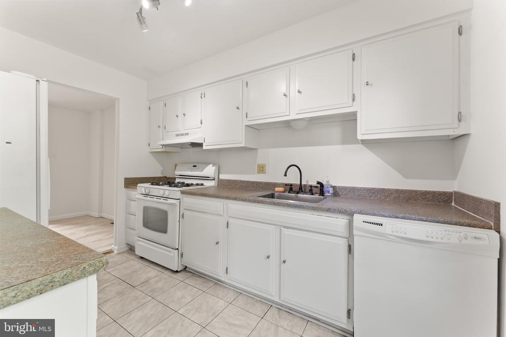 4503 GARFIELD CT, FREDERICKSBURG, Virginia 22408, 3 Bedrooms Bedrooms, ,2 BathroomsBathrooms,Residential,BERKELEY VILLAGE,4503 GARFIELD CT,VASP2042456 MLS # VASP2042456