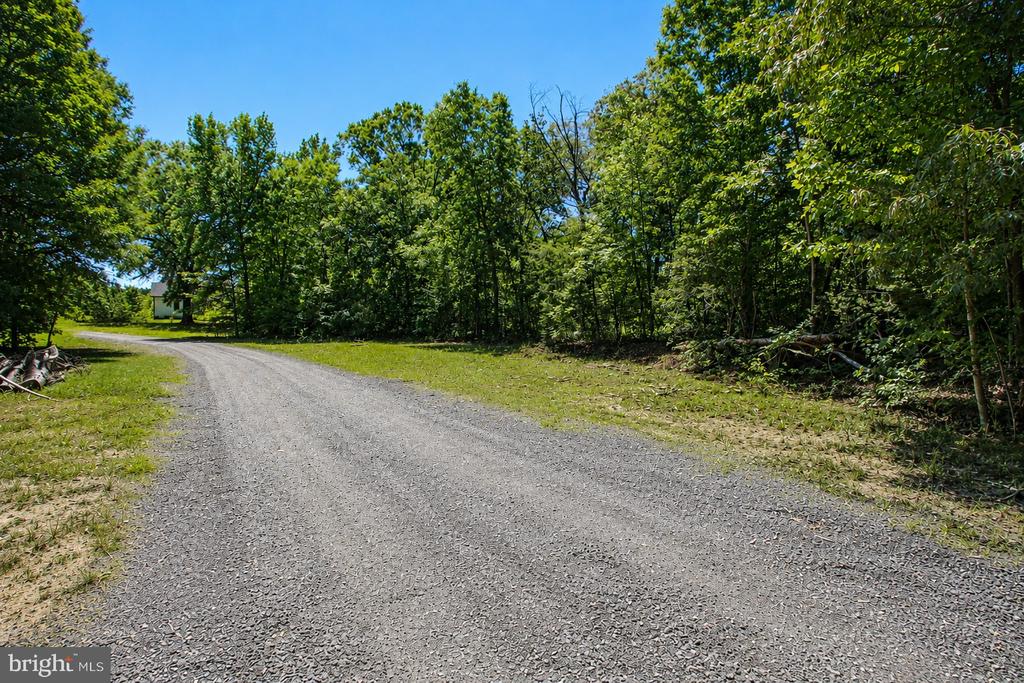 4319 HADAMAR RD, SPOTSYLVANIA, Virginia 22551, 5 Bedrooms Bedrooms, ,3 BathroomsBathrooms,Residential,4319 HADAMAR RD,VASP2042564 MLS # VASP2042564