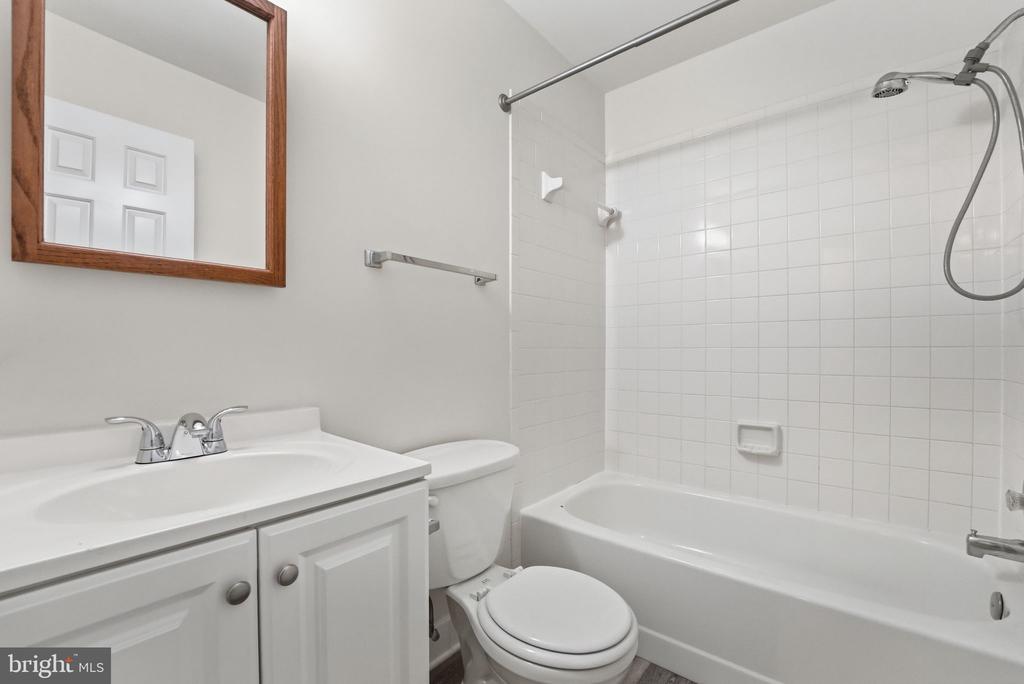 168 FAIRFIELD DRIVE, WARRENTON, Virginia 20186, 3 Bedrooms Bedrooms, ,2 BathroomsBathrooms,Residential,168 FAIRFIELD DRIVE,VAFQ2022360 MLS # VAFQ2022360