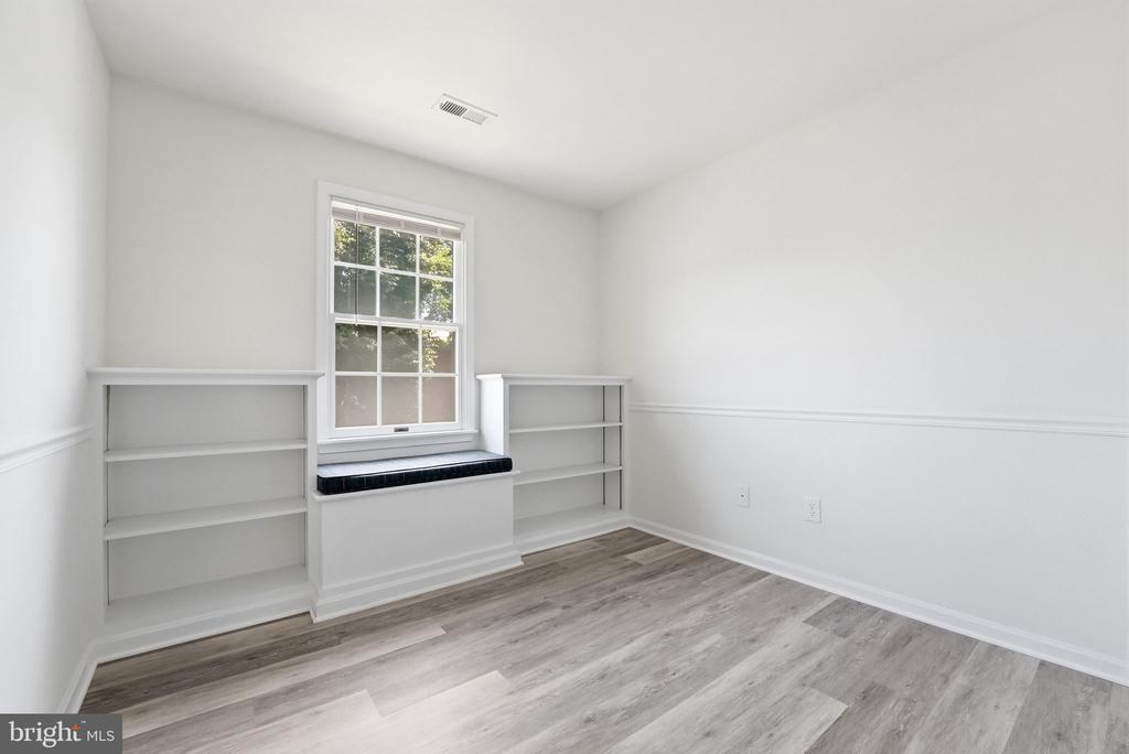 168 FAIRFIELD DRIVE, WARRENTON, Virginia 20186, 3 Bedrooms Bedrooms, ,2 BathroomsBathrooms,Residential,168 FAIRFIELD DRIVE,VAFQ2022360 MLS # VAFQ2022360