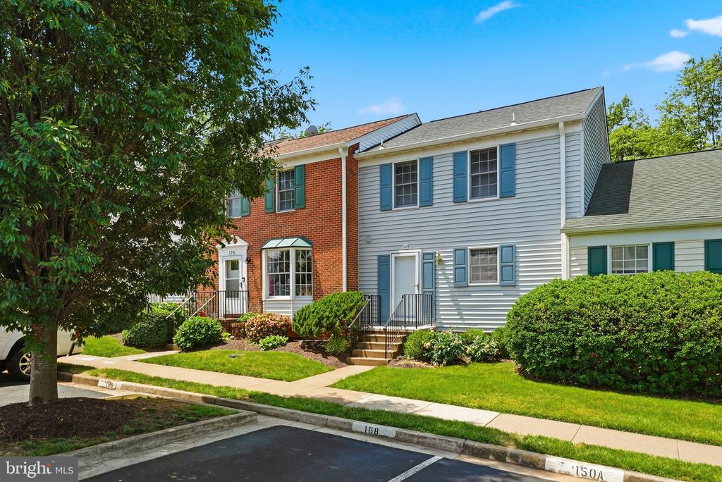 168 FAIRFIELD DRIVE, WARRENTON, Virginia 20186, 3 Bedrooms Bedrooms, ,2 BathroomsBathrooms,Residential,168 FAIRFIELD DRIVE,VAFQ2022360 MLS # VAFQ2022360
