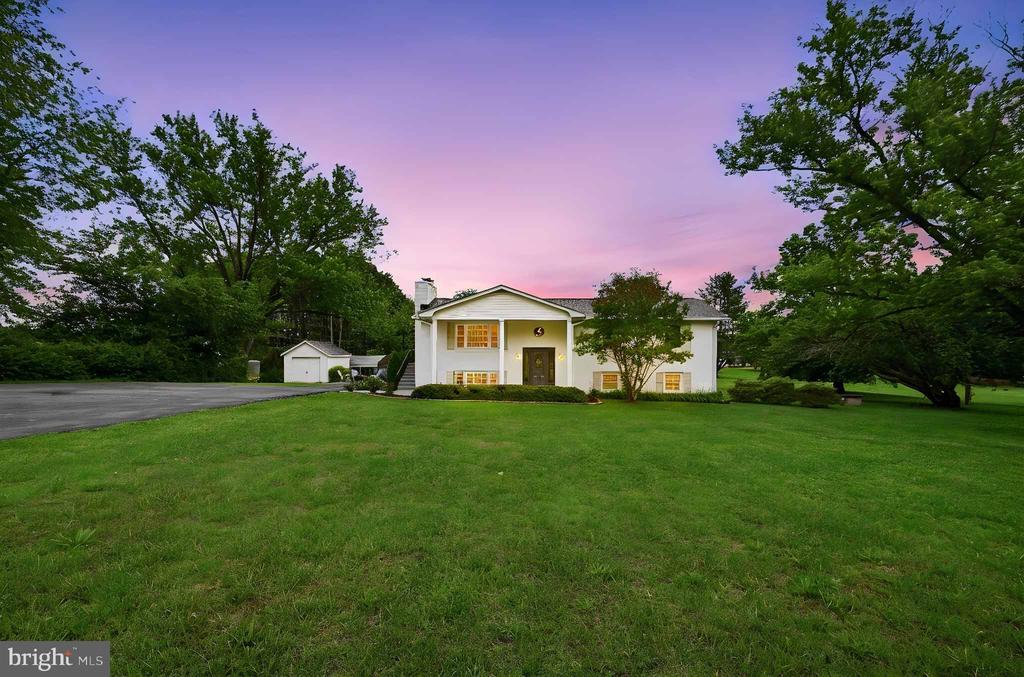 7473 KENNEDY RD, NOKESVILLE, Virginia 20181, 5 Bedrooms Bedrooms, ,3 BathroomsBathrooms,Residential,7473 KENNEDY RD,VAFQ2022396 MLS # VAFQ2022396 7473 KENNEDY RD, NOKESVILLE, Virginia 20181, 5 Bedrooms Bedrooms, ,3 BathroomsBathrooms,Residential,7473 KENNEDY RD,VAFQ2022396 MLS # VAFQ2022396