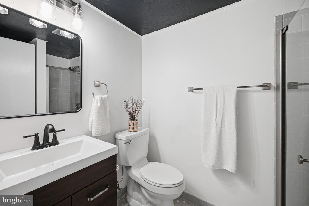 7473 KENNEDY RD, NOKESVILLE, Virginia 20181, 5 Bedrooms Bedrooms, ,3 BathroomsBathrooms,Residential,7473 KENNEDY RD,VAFQ2022396 MLS # VAFQ2022396 7473 KENNEDY RD, NOKESVILLE, Virginia 20181, 5 Bedrooms Bedrooms, ,3 BathroomsBathrooms,Residential,7473 KENNEDY RD,VAFQ2022396 MLS # VAFQ2022396