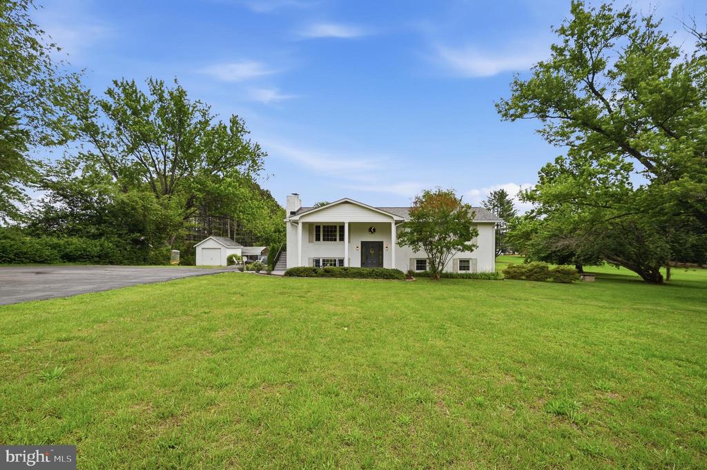 7473 KENNEDY RD, NOKESVILLE, Virginia 20181, 5 Bedrooms Bedrooms, ,3 BathroomsBathrooms,Residential,7473 KENNEDY RD,VAFQ2022396 MLS # VAFQ2022396 7473 KENNEDY RD, NOKESVILLE, Virginia 20181, 5 Bedrooms Bedrooms, ,3 BathroomsBathrooms,Residential,7473 KENNEDY RD,VAFQ2022396 MLS # VAFQ2022396