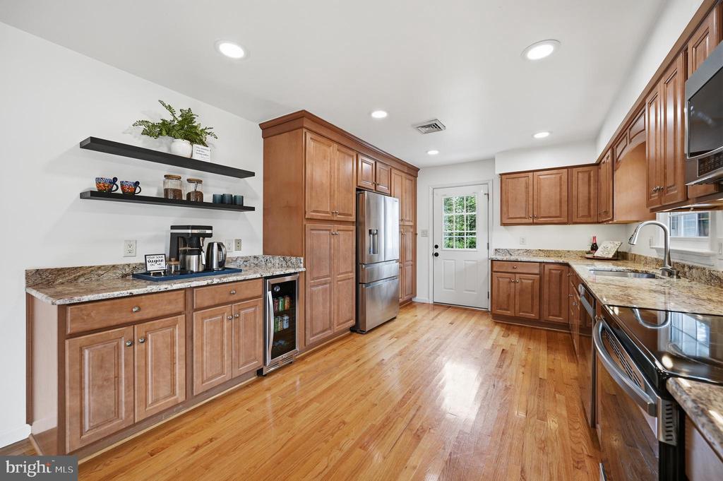 7473 KENNEDY RD, NOKESVILLE, Virginia 20181, 5 Bedrooms Bedrooms, ,3 BathroomsBathrooms,Residential,7473 KENNEDY RD,VAFQ2022396 MLS # VAFQ2022396 7473 KENNEDY RD, NOKESVILLE, Virginia 20181, 5 Bedrooms Bedrooms, ,3 BathroomsBathrooms,Residential,7473 KENNEDY RD,VAFQ2022396 MLS # VAFQ2022396