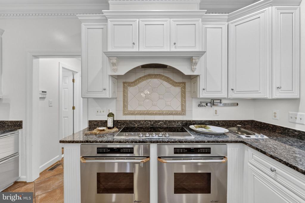 4531 DEN HAAG RD, WARRENTON, Virginia 20187, 6 Bedrooms Bedrooms, ,6 BathroomsBathrooms,Residential,4531 DEN HAAG RD,VAFQ2022384 MLS # VAFQ2022384 4531 DEN HAAG RD, WARRENTON, Virginia 20187, 6 Bedrooms Bedrooms, ,6 BathroomsBathrooms,Residential,4531 DEN HAAG RD,VAFQ2022384 MLS # VAFQ2022384