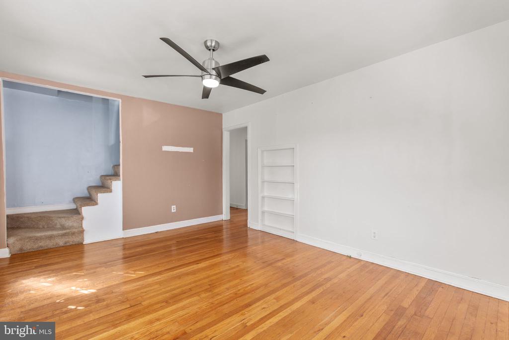 117 HILL ST, FREDERICKSBURG, Virginia 22408, 4 Bedrooms Bedrooms, ,2 BathroomsBathrooms,Residential,117 HILL ST,VASP2042604 MLS # VASP2042604