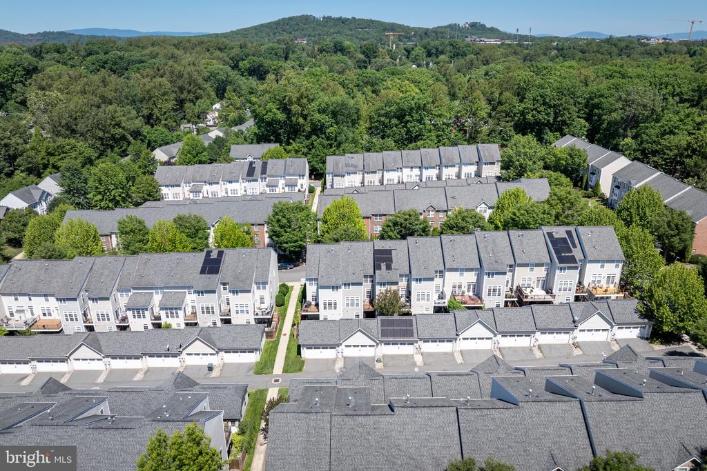 920 BING LN, CHARLOTTESVILLE, Virginia 22903, 3 Bedrooms Bedrooms, ,3 BathroomsBathrooms,Residential,920 BING LN,VACO2000236 MLS # VACO2000236
