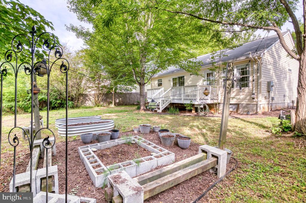 35508 WILDERNESS SHORES WAY, LOCUST GROVE, Virginia 22508, 3 Bedrooms Bedrooms, ,2 BathroomsBathrooms,Residential,35508 WILDERNESS SHORES WAY,VAOR2014382 MLS # VAOR2014382 35508 WILDERNESS SHORES WAY, LOCUST GROVE, Virginia 22508, 3 Bedrooms Bedrooms, ,2 BathroomsBathrooms,Residential,35508 WILDERNESS SHORES WAY,VAOR2014382 MLS # VAOR2014382