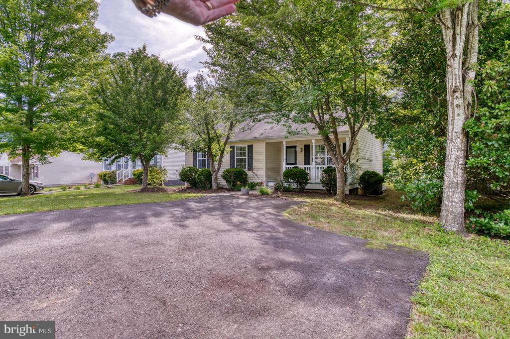 35508 WILDERNESS SHORES WAY, LOCUST GROVE, Virginia 22508, 3 Bedrooms Bedrooms, ,2 BathroomsBathrooms,Residential,35508 WILDERNESS SHORES WAY,VAOR2014382 MLS # VAOR2014382 35508 WILDERNESS SHORES WAY, LOCUST GROVE, Virginia 22508, 3 Bedrooms Bedrooms, ,2 BathroomsBathrooms,Residential,35508 WILDERNESS SHORES WAY,VAOR2014382 MLS # VAOR2014382