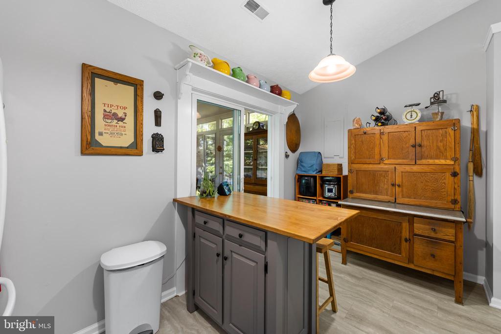 14776 PORTERFIELD DR, ORANGE, Virginia 22960, 3 Bedrooms Bedrooms, ,2 BathroomsBathrooms,Residential,14776 PORTERFIELD DR,VAOR2014392 MLS # VAOR2014392 14776 PORTERFIELD DR, ORANGE, Virginia 22960, 3 Bedrooms Bedrooms, ,2 BathroomsBathrooms,Residential,14776 PORTERFIELD DR,VAOR2014392 MLS # VAOR2014392