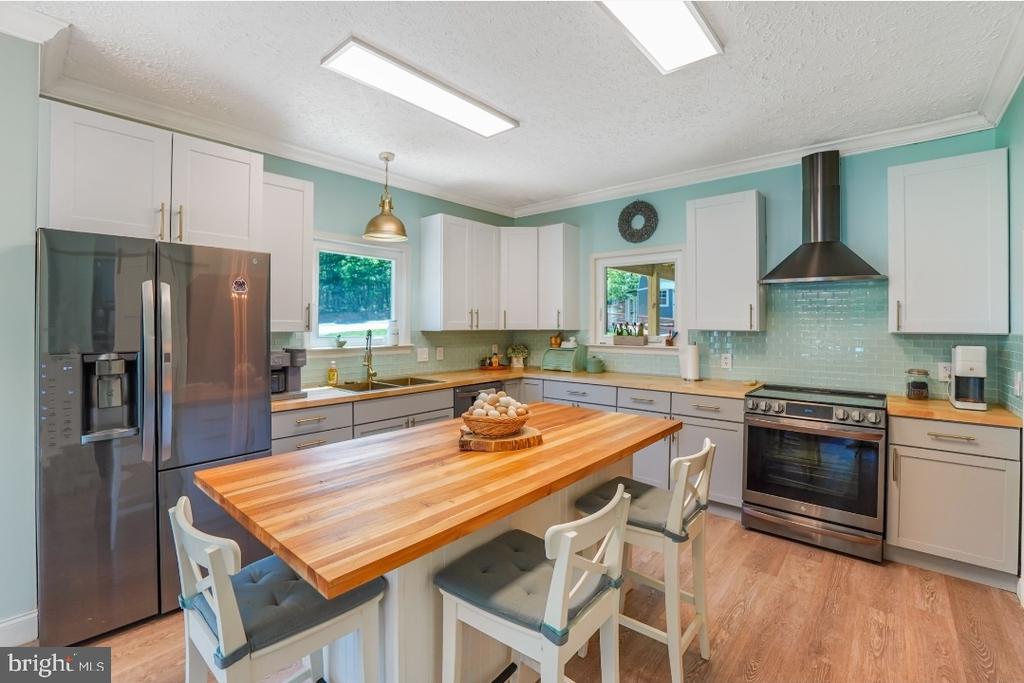 6617 TIMBERBROOK LN, SPOTSYLVANIA, Virginia 22551, 5 Bedrooms Bedrooms, ,2 BathroomsBathrooms,Residential,6617 TIMBERBROOK LN,VASP2042664 MLS # VASP2042664 6617 TIMBERBROOK LN, SPOTSYLVANIA, Virginia 22551, 5 Bedrooms Bedrooms, ,2 BathroomsBathrooms,Residential,6617 TIMBERBROOK LN,VASP2042664 MLS # VASP2042664
