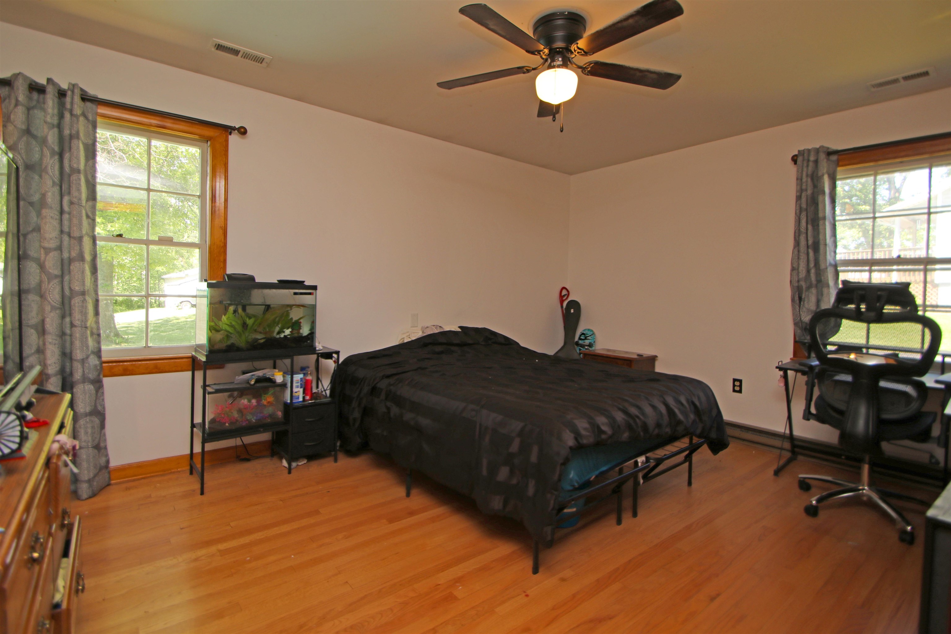 184 ORCHARD DR, TIMBERVILLE, Virginia 22853, 4 Bedrooms Bedrooms, ,3 BathroomsBathrooms,Residential,184 ORCHARD DR,678017 MLS # 678017 184 ORCHARD DR, TIMBERVILLE, Virginia 22853, 4 Bedrooms Bedrooms, ,3 BathroomsBathrooms,Residential,184 ORCHARD DR,678017 MLS # 678017