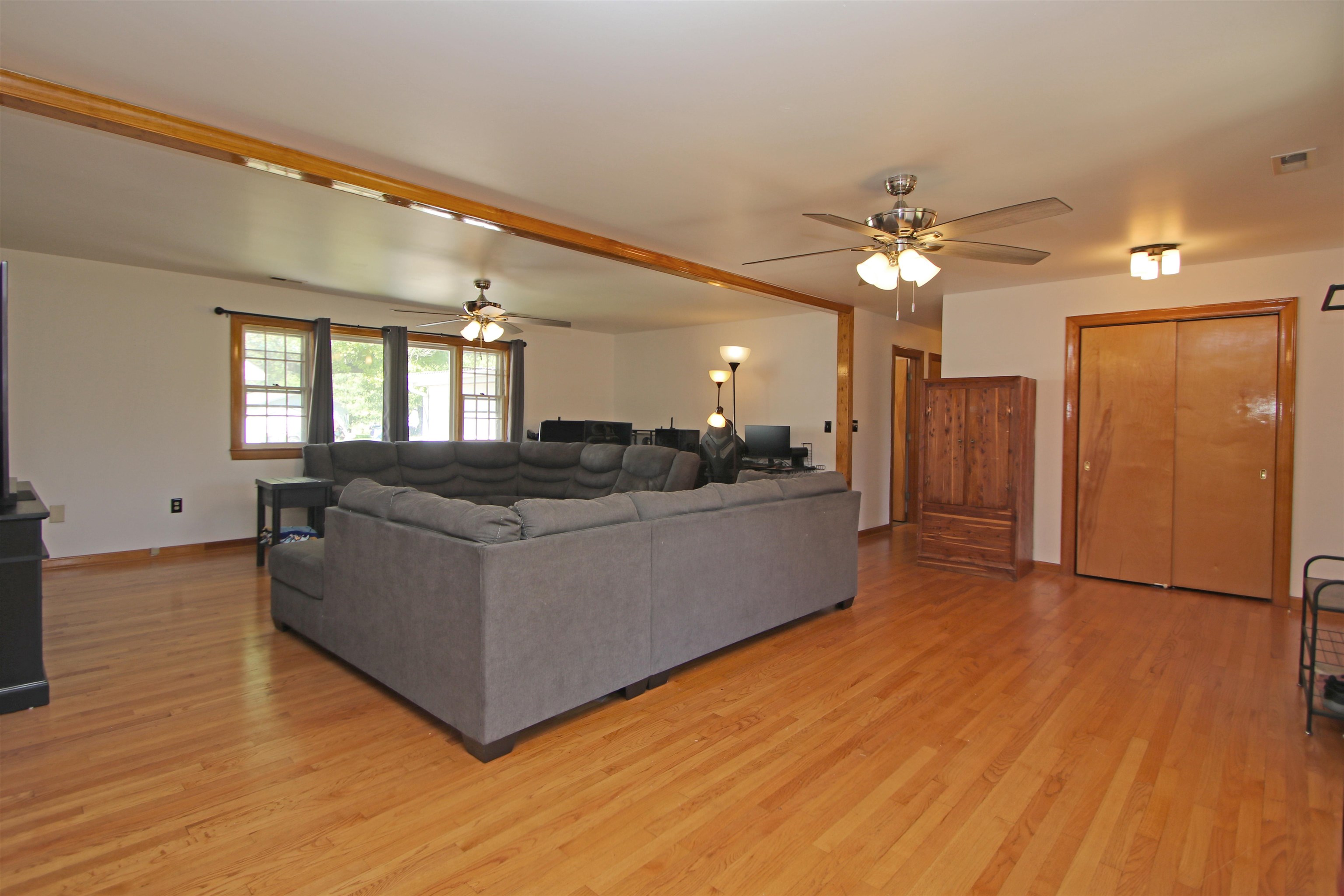 184 ORCHARD DR, TIMBERVILLE, Virginia 22853, 4 Bedrooms Bedrooms, ,3 BathroomsBathrooms,Residential,184 ORCHARD DR,678017 MLS # 678017 184 ORCHARD DR, TIMBERVILLE, Virginia 22853, 4 Bedrooms Bedrooms, ,3 BathroomsBathrooms,Residential,184 ORCHARD DR,678017 MLS # 678017