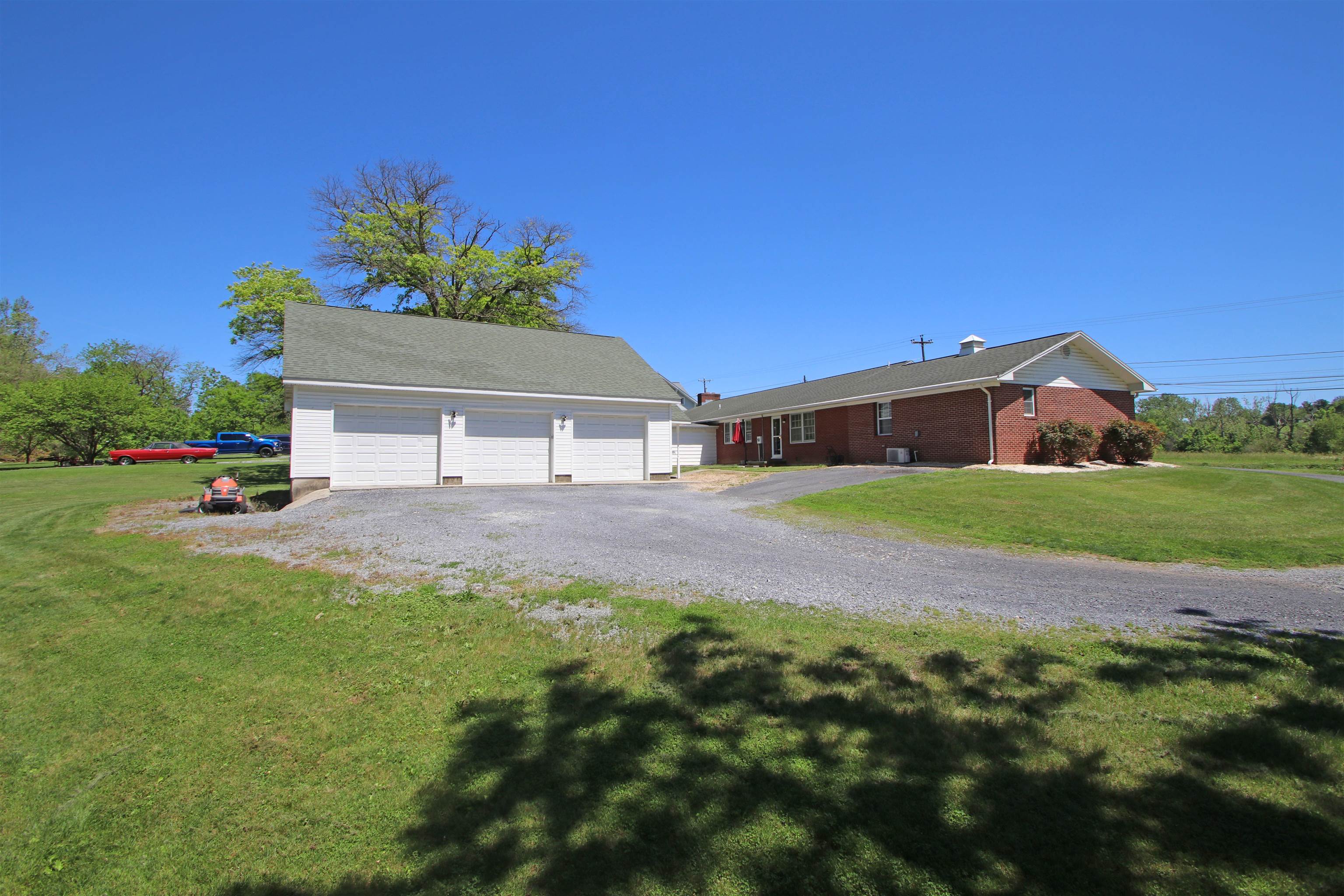 184 ORCHARD DR, TIMBERVILLE, Virginia 22853, 4 Bedrooms Bedrooms, ,3 BathroomsBathrooms,Residential,184 ORCHARD DR,678017 MLS # 678017 184 ORCHARD DR, TIMBERVILLE, Virginia 22853, 4 Bedrooms Bedrooms, ,3 BathroomsBathrooms,Residential,184 ORCHARD DR,678017 MLS # 678017