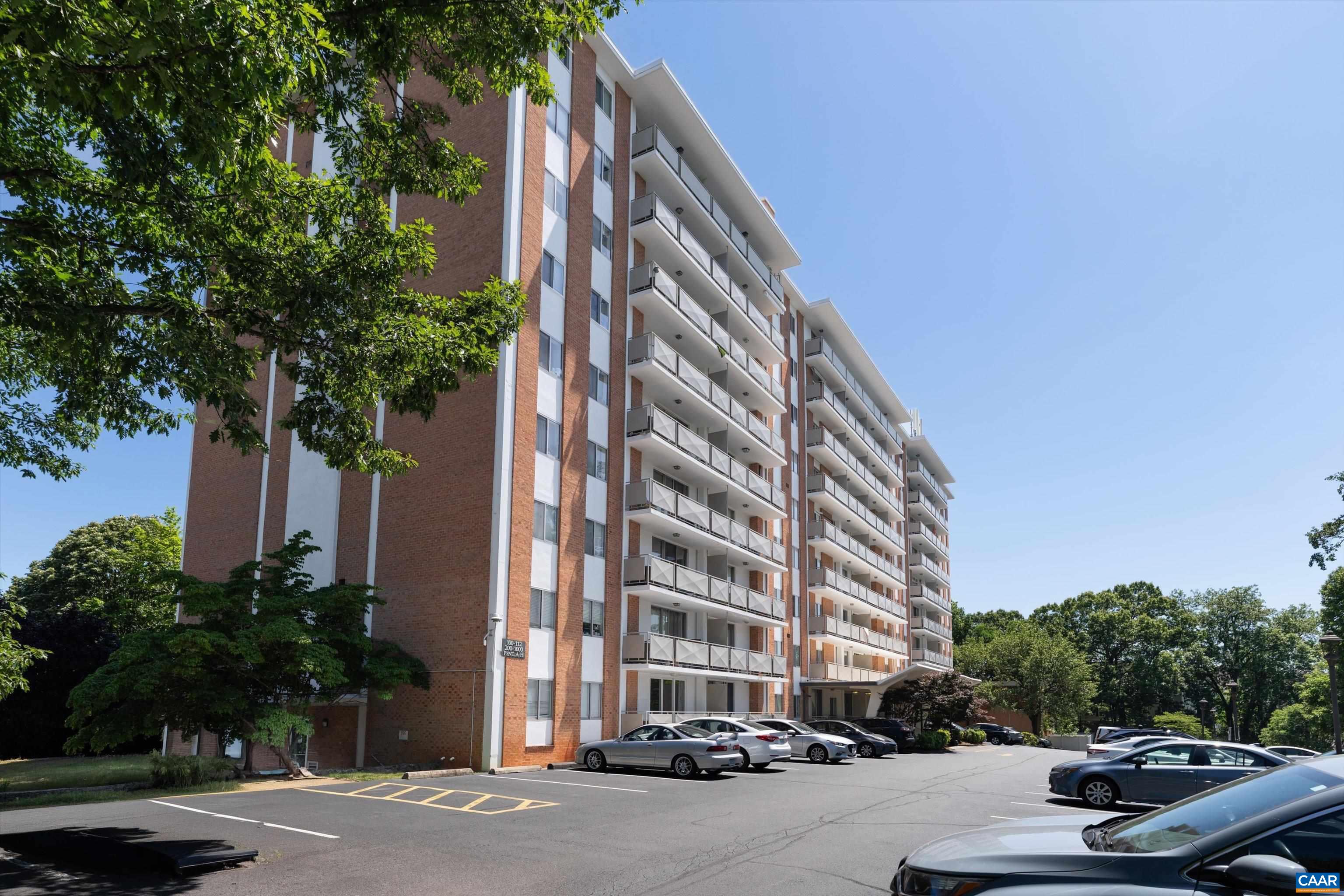 1800 JEFFERSON PARK AVE, CHARLOTTESVILLE, Virginia 22903, 2 Bedrooms Bedrooms, ,1 BathroomBathrooms,Residential,1800 JEFFERSON PARK AVE,678022 MLS # 678022 1800 JEFFERSON PARK AVE, CHARLOTTESVILLE, Virginia 22903, 2 Bedrooms Bedrooms, ,1 BathroomBathrooms,Residential,1800 JEFFERSON PARK AVE,678022 MLS # 678022