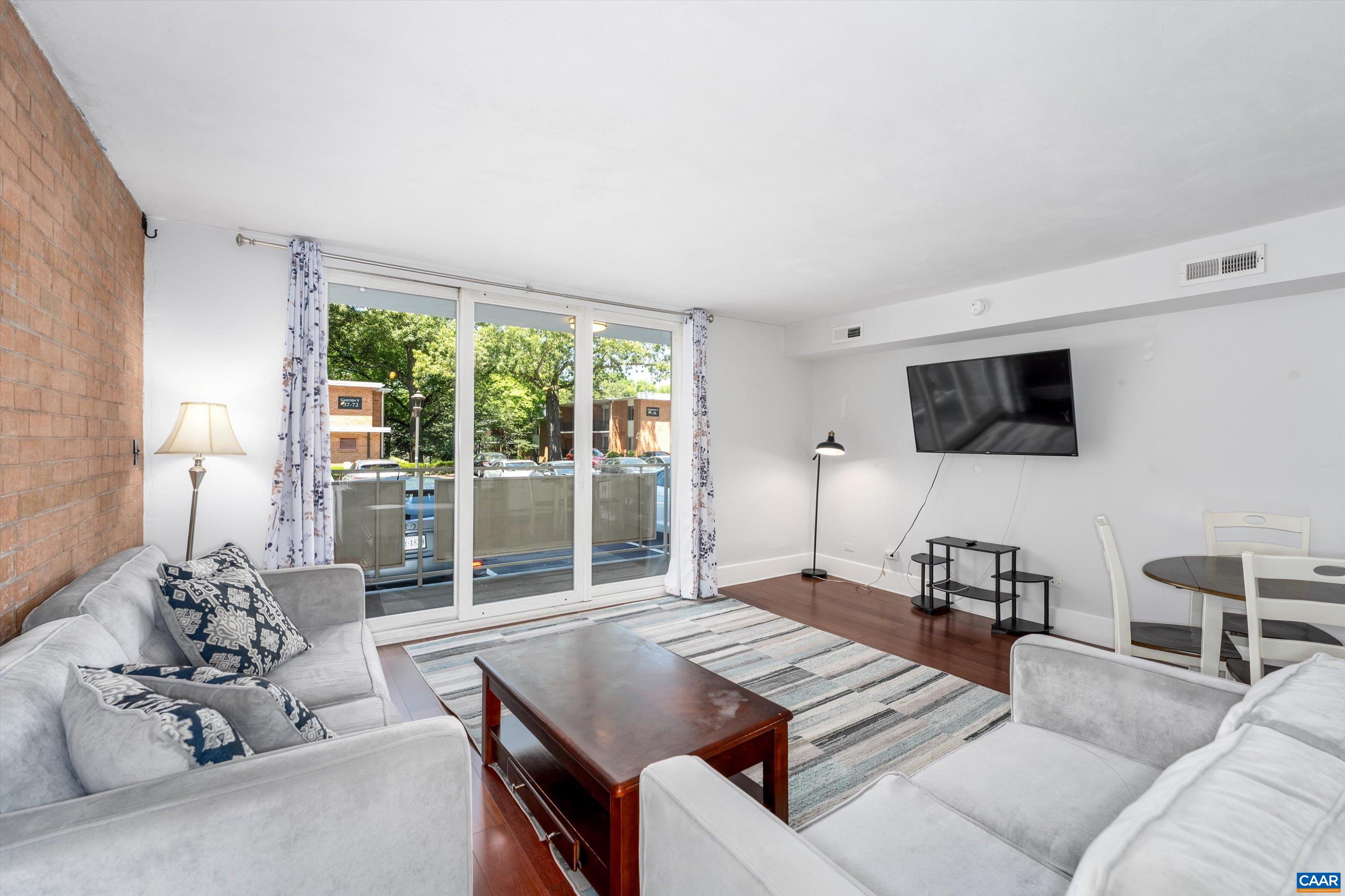 1800 JEFFERSON PARK AVE, CHARLOTTESVILLE, Virginia 22903, 2 Bedrooms Bedrooms, ,1 BathroomBathrooms,Residential,1800 JEFFERSON PARK AVE,678022 MLS # 678022 1800 JEFFERSON PARK AVE, CHARLOTTESVILLE, Virginia 22903, 2 Bedrooms Bedrooms, ,1 BathroomBathrooms,Residential,1800 JEFFERSON PARK AVE,678022 MLS # 678022
