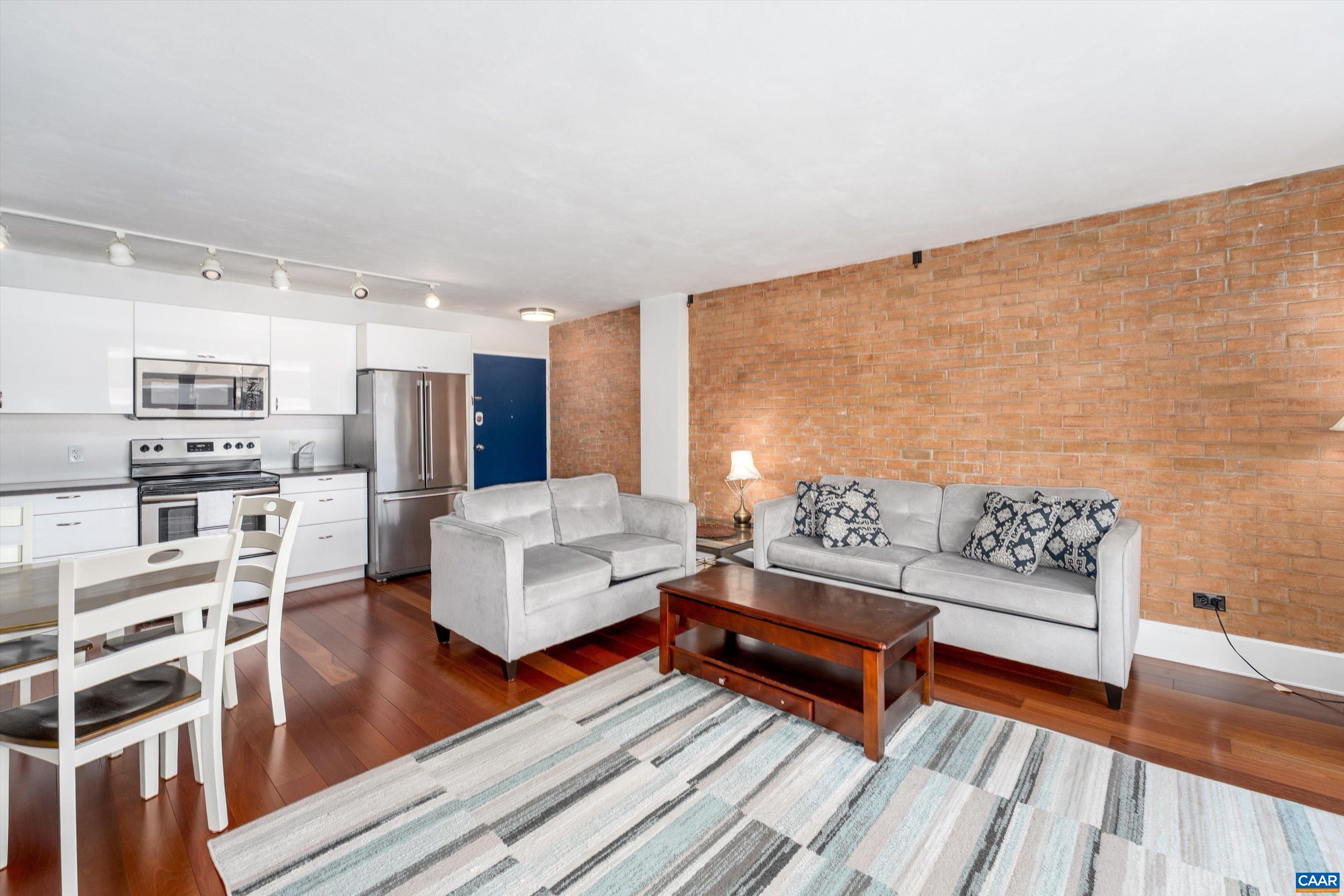 1800 JEFFERSON PARK AVE, CHARLOTTESVILLE, Virginia 22903, 2 Bedrooms Bedrooms, ,1 BathroomBathrooms,Residential,1800 JEFFERSON PARK AVE,678022 MLS # 678022 1800 JEFFERSON PARK AVE, CHARLOTTESVILLE, Virginia 22903, 2 Bedrooms Bedrooms, ,1 BathroomBathrooms,Residential,1800 JEFFERSON PARK AVE,678022 MLS # 678022