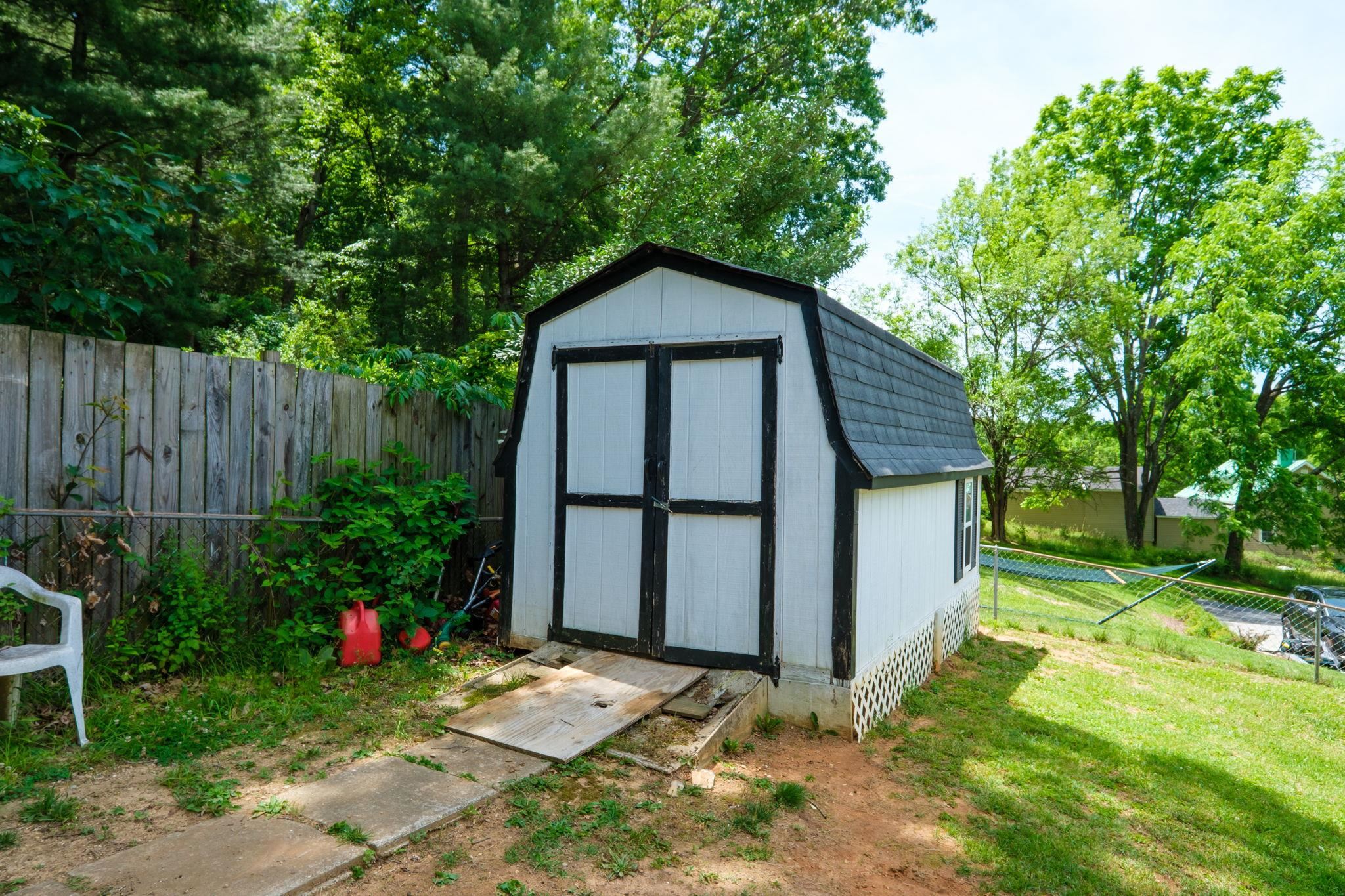1781 SHUTTERLEE MILL RD, STAUNTON, Virginia 24401, 4 Bedrooms Bedrooms, ,1 BathroomBathrooms,Residential,1781 SHUTTERLEE MILL RD,678127 MLS # 678127 1781 SHUTTERLEE MILL RD, STAUNTON, Virginia 24401, 4 Bedrooms Bedrooms, ,1 BathroomBathrooms,Residential,1781 SHUTTERLEE MILL RD,678127 MLS # 678127